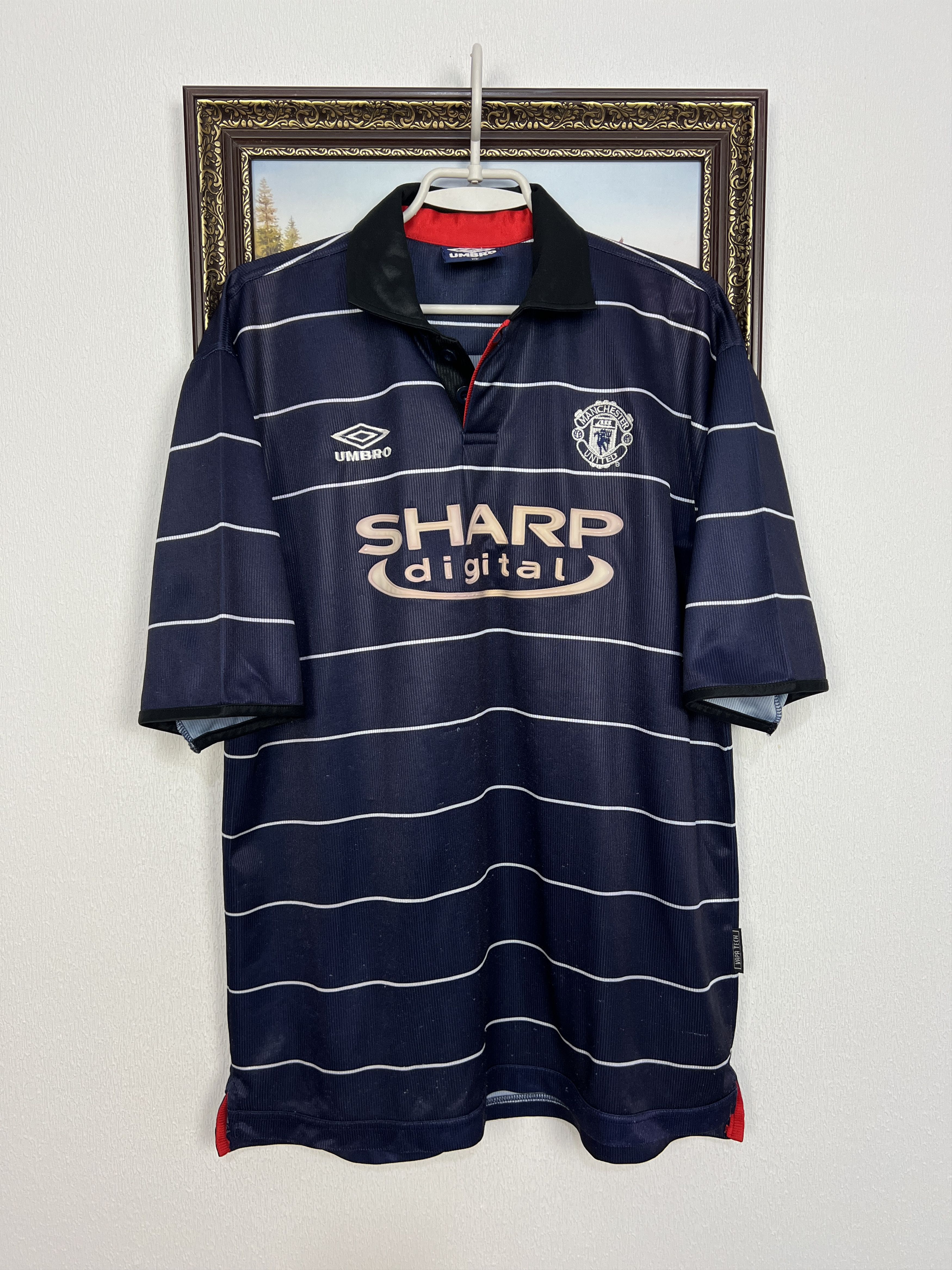 Vintage Manchester United football shirt Soccer Replica Jersey Size US XL / EU 56 / 4 - 1 Thumbnail
