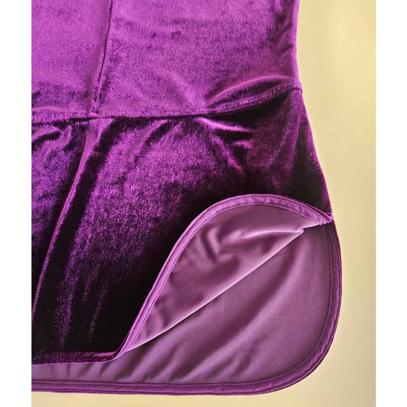 Lauren Ralph Lauren Lauren Ralph Laure Plum Velvet Keyhole Pullover Tunic Top S Size S / US 4 / IT 40 - 7 Thumbnail