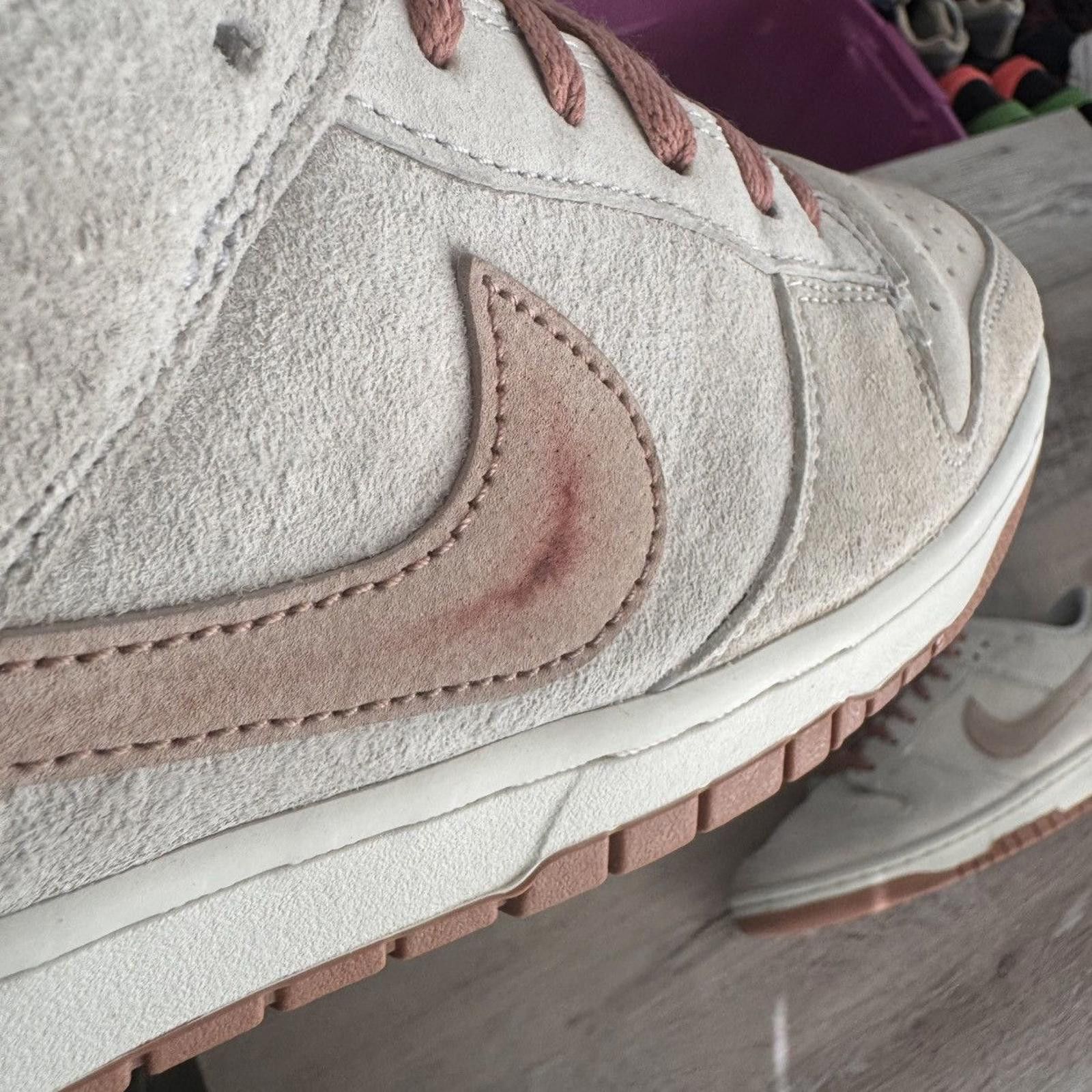 Nike NIKE • Dunk Low "Fossil Rose" (13M) Size US 13 / EU 46 - 8 Thumbnail