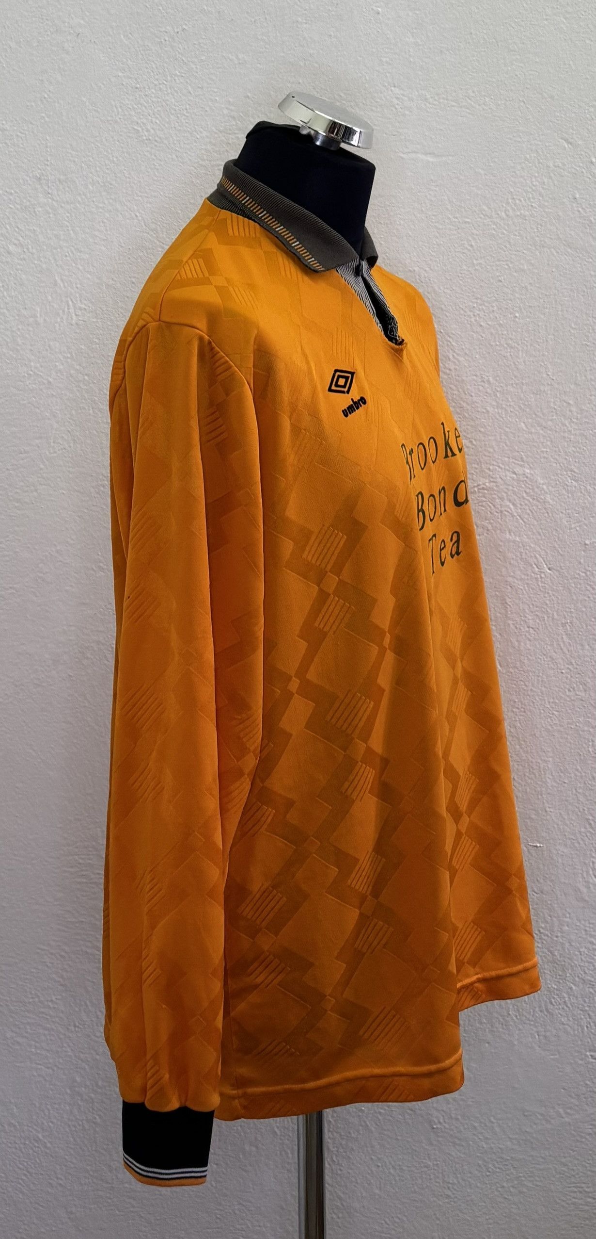 Umbro × Vintage Brooke Bond Tea #7 Umbro Soccer Jersey Size XL Size US XL / EU 56 / 4 - 4 Thumbnail