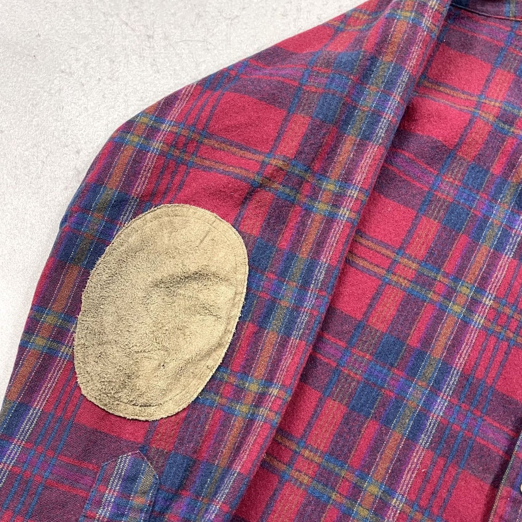 Pendleton VINTAGE Pendleton Shirt Mens XL Red Blue Elbow Patch Wool Flannel Plaid USA 70s Size US XL / EU 56 / 4 - 6 Thumbnail