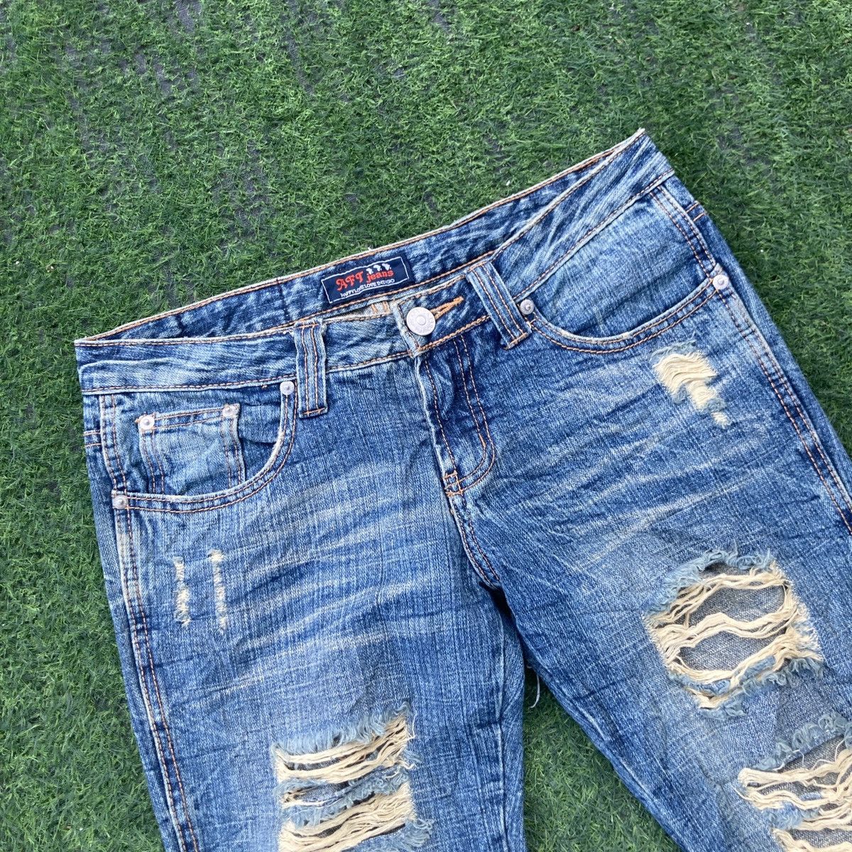 Beauty Beast AFRICA TARO RIPPED JEANS Size 32" / US 10 / IT 46 - 3 Thumbnail
