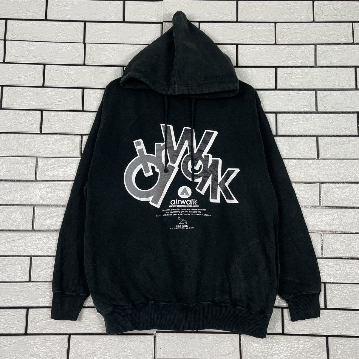 Japanese Brand Airwalk Big Logo Pullover Black Hoodie Size US M / EU 48-50 / 2 - 1 Thumbnail