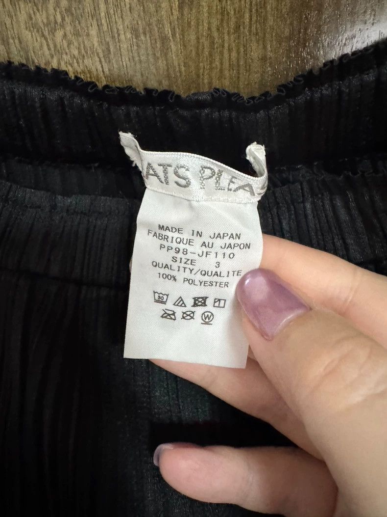 Issey Miyake issey miyake size:3 Black capri pants 2506-Nextarrow Size US 26 / EU 42 - 3 Thumbnail