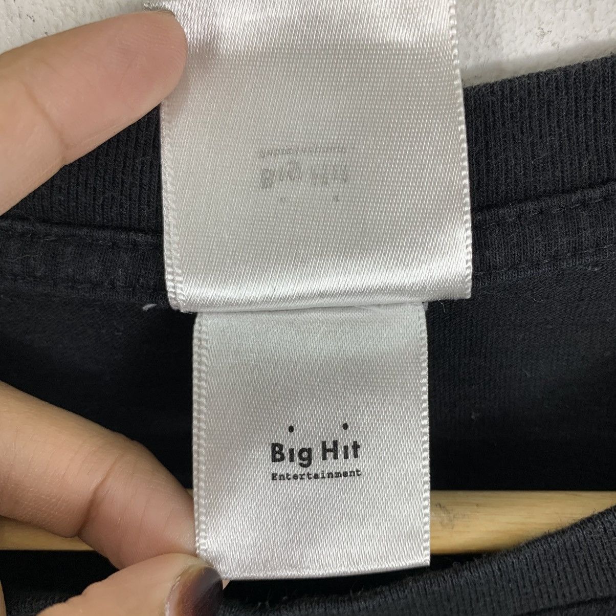 Vintage BTS LOVE YOURSELF Speak Yourself World Tour Japan Tshirt Size US S / EU 44-46 / 1 - 8 Thumbnail