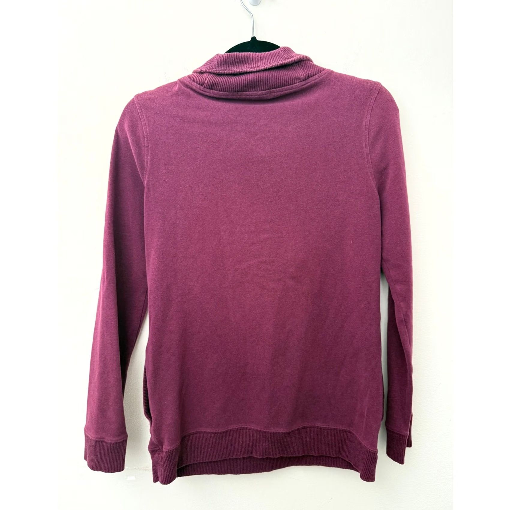Banana Republic VINTAGE Banana Republic Purple Cotton Button Pullover Sweater Pockets Small Women S Regular Pullover Size S / US 4 / IT 40 - 2 Thumbnail