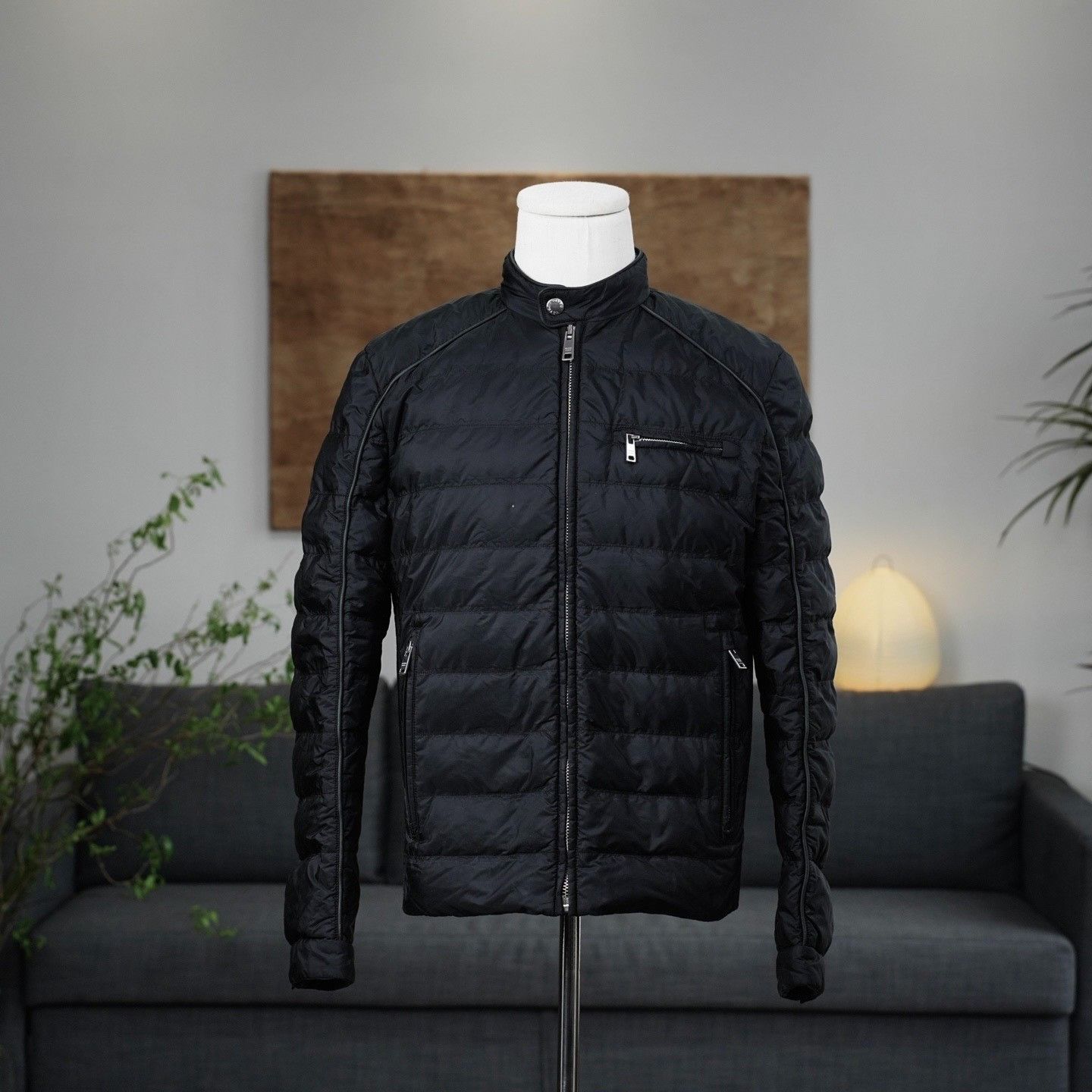 Prada Prada Down Black Heavy Coat m Men Size US M / EU 48-50 / 2 - 1 Thumbnail