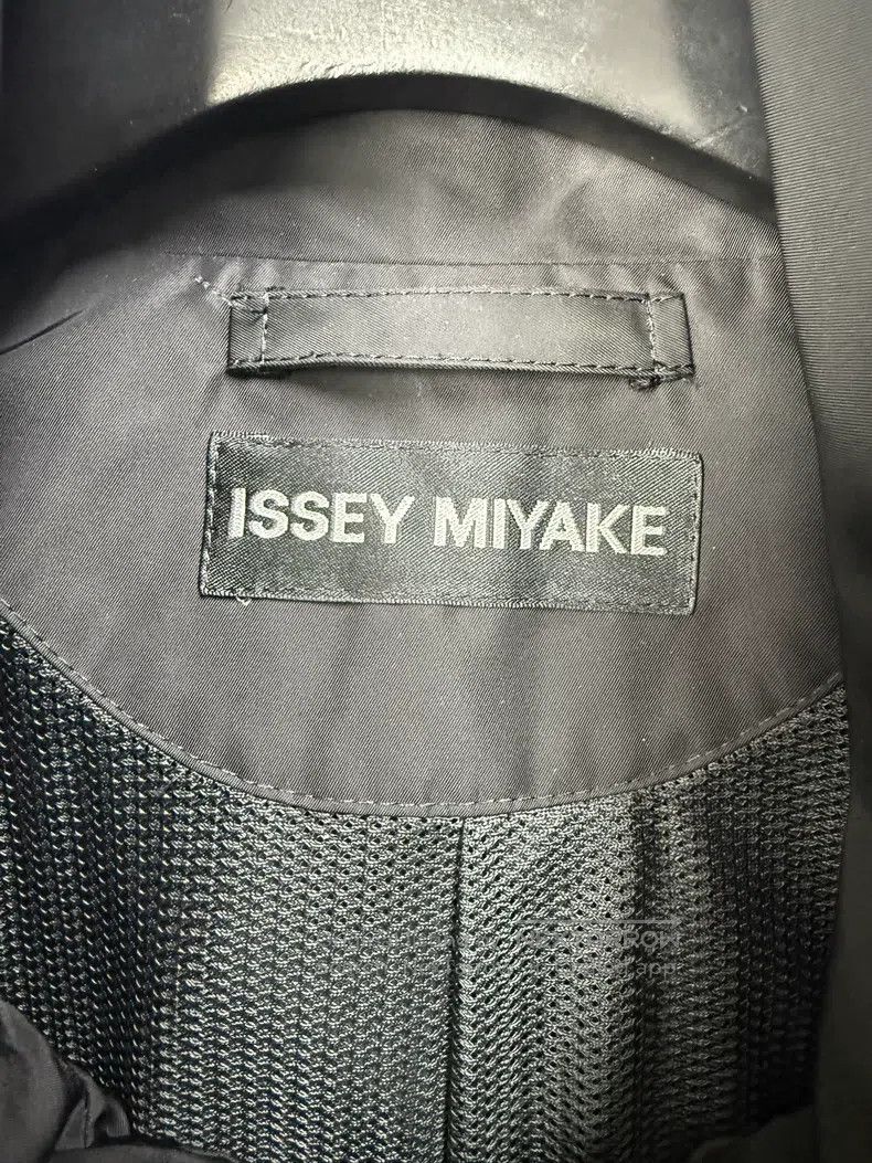 Issey Miyake Issey Miyake Size 4 asymmetric nylon coat| Size XL / US 12-14 / IT 48-50 - 4 Thumbnail