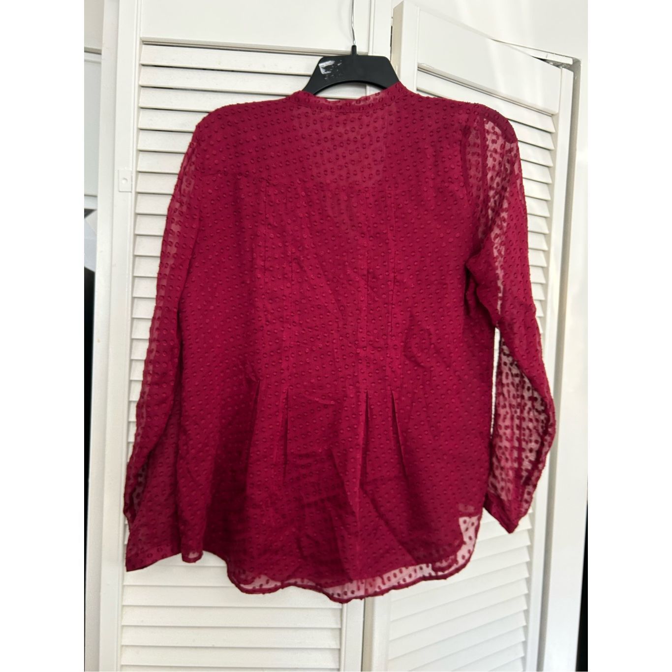 Anthropologie Anthropologie Meadow Rue Clipdot Tieneck Blouse in Raspberry Size S / US 4 / IT 40 - 8 Thumbnail