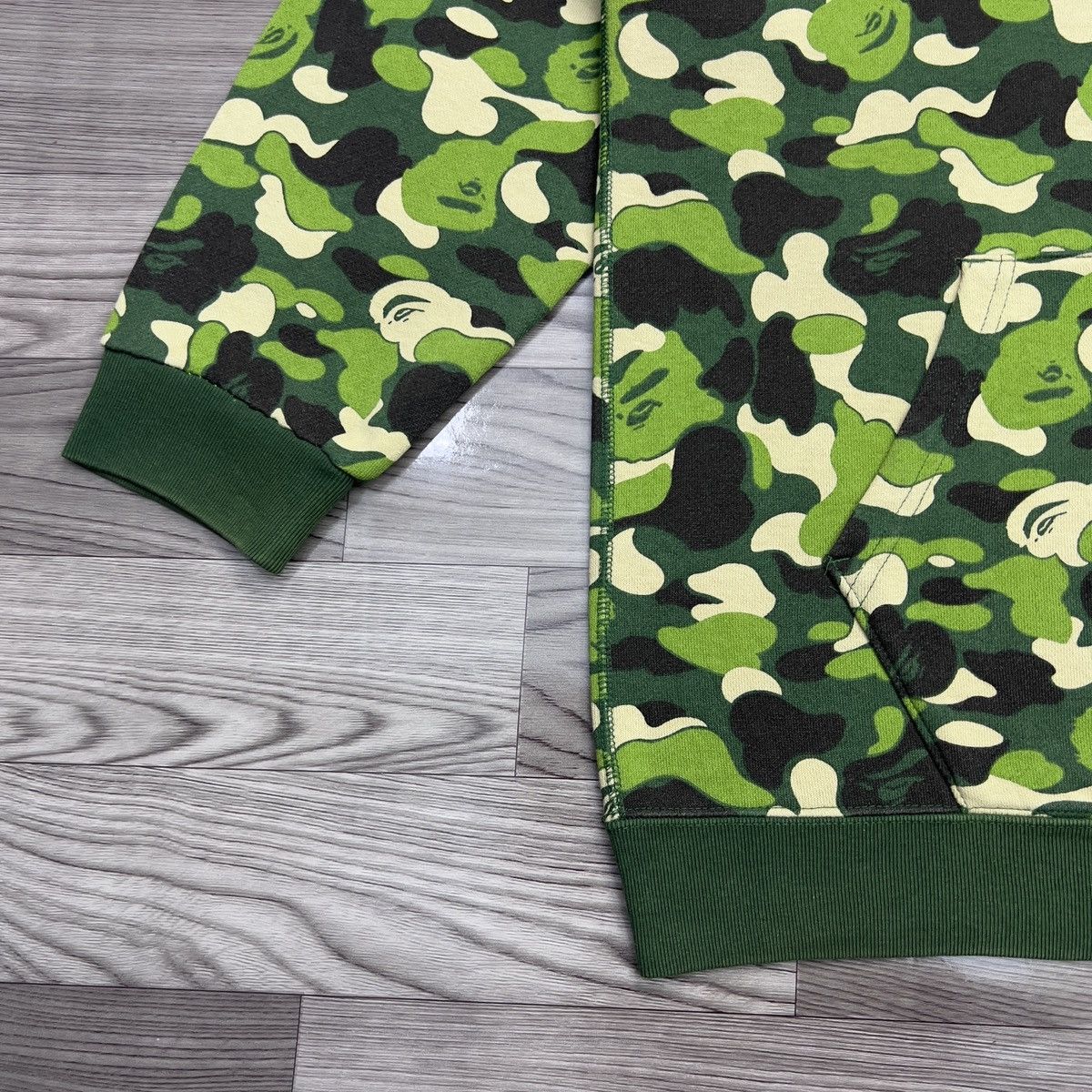 Bape Bape Camo Green Full Zip Up Hoodie Size US L / EU 52-54 / 3 - 20 Thumbnail