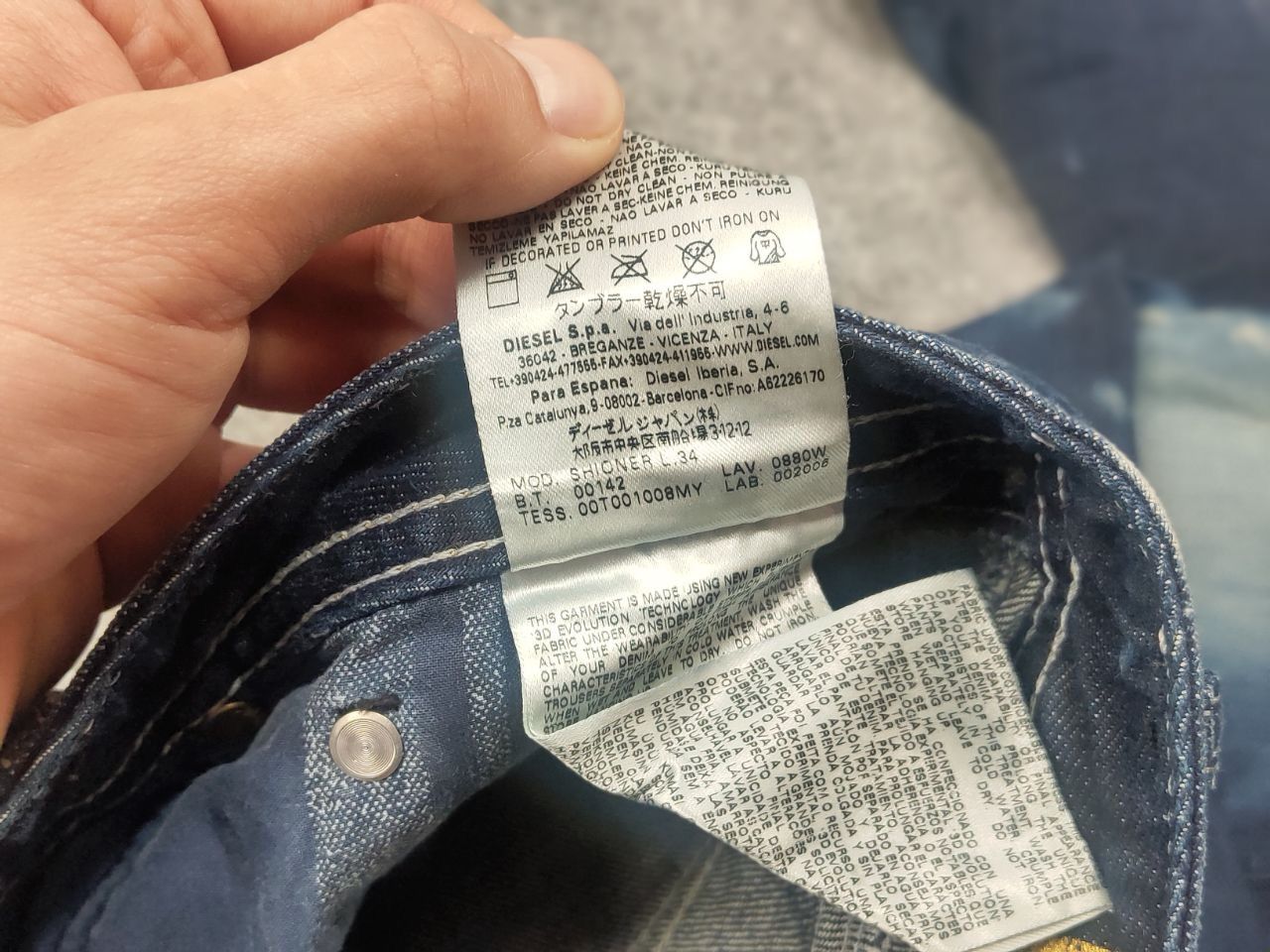 Diesel Diesel shioner Dark dyed Faded Denim Jeans Vintage Style Size US 34 / EU 50 - 22 Thumbnail