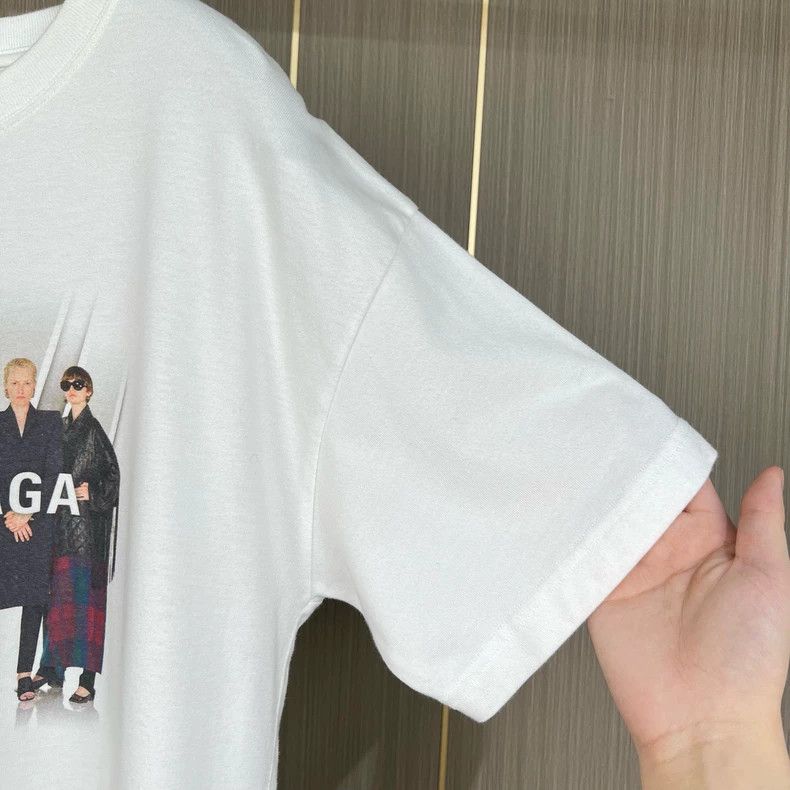Balenciaga Balenciaga Portrait Letter Printed Short Sleeve Size US S / EU 44-46 / 1 - 4 Thumbnail