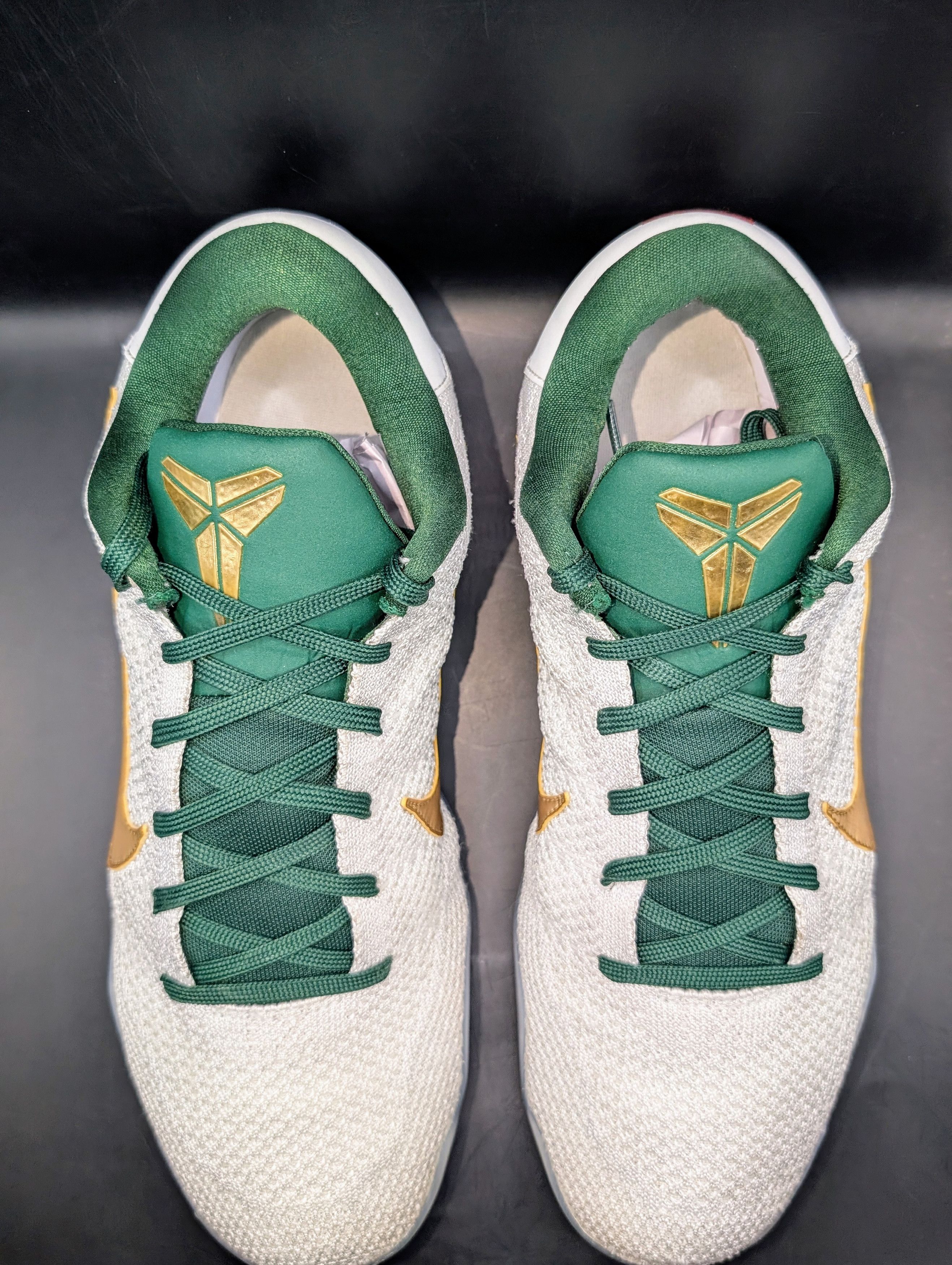 Nike Nike Kobe 11 Michigan State Spartans Promo Sample PE Size US 13 / EU 46 - 4 Thumbnail