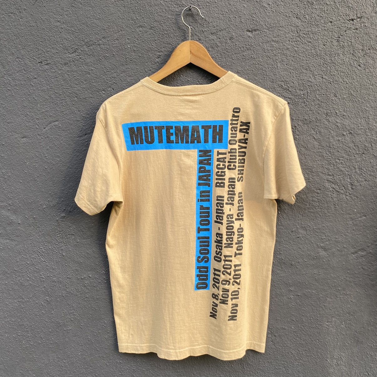 Band Tees Thrashed Faded Vintage Y2K Mutemath Band ERD GRUNGE TEE Size US M / EU 48-50 / 2 - 2 Thumbnail