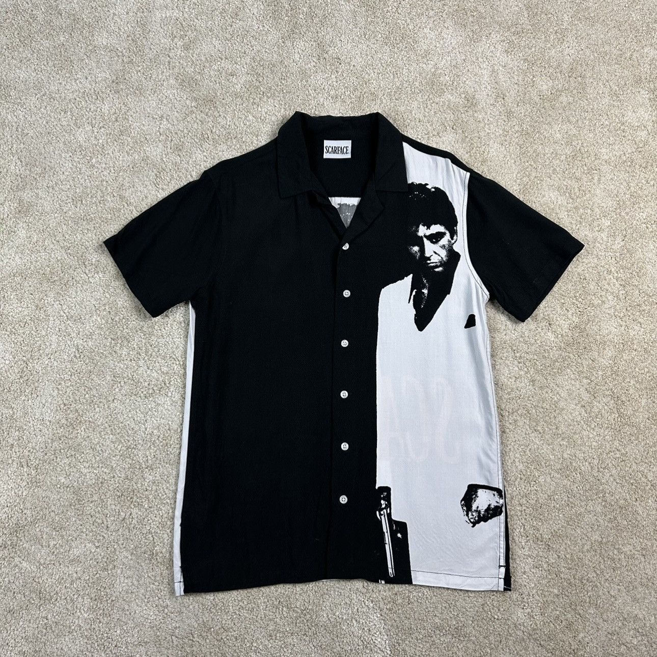 Universal Studios × Vintage Vintage Scarface Tony Montana shirt