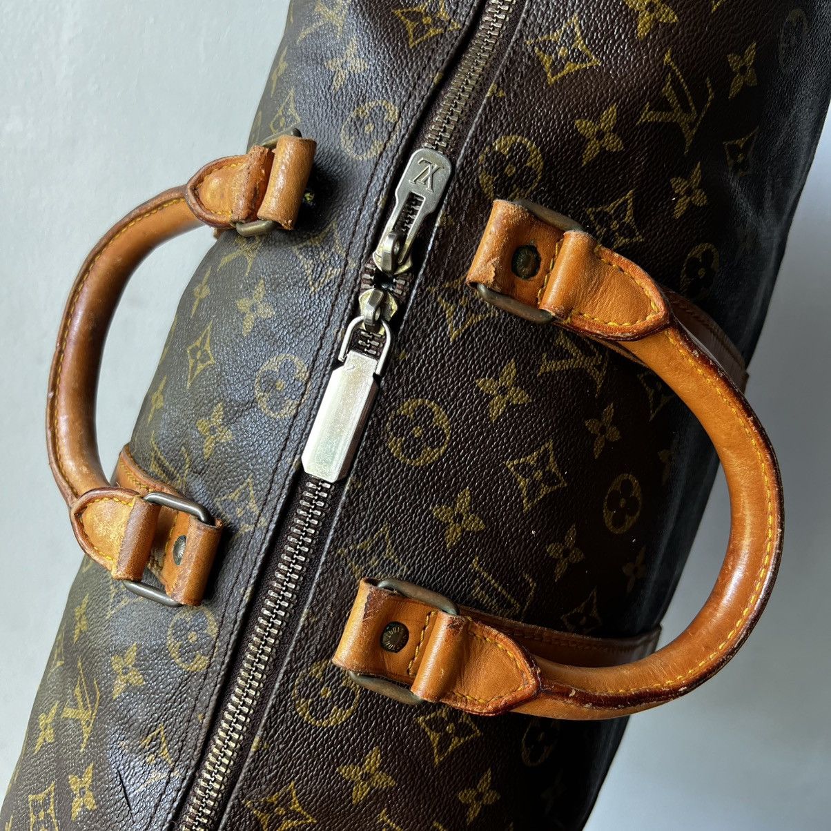 Louis Vuitton Louis Vuitton Keepall 45 Monogram Coated Canvas Size ONE SIZE - 4 Thumbnail