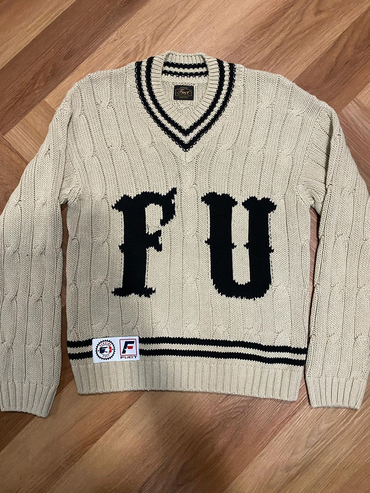 FUCT RARE ! FUCT Letterman V-NECK Knittedwear Size US S / EU 44-46 / 1 - 1 Thumbnail