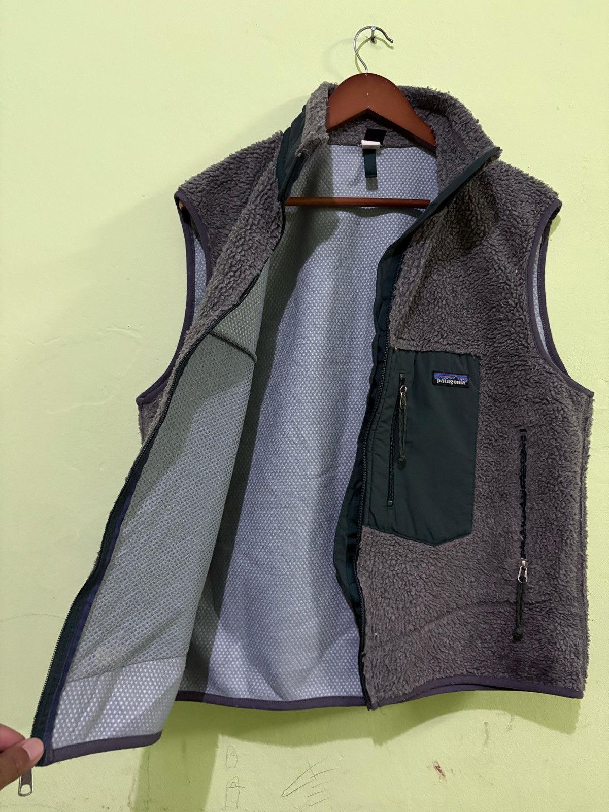 Patagonia Vintage Patagonia Vest Sherpa Fleece Design Size US L / EU 52-54 / 3 - 4 Thumbnail