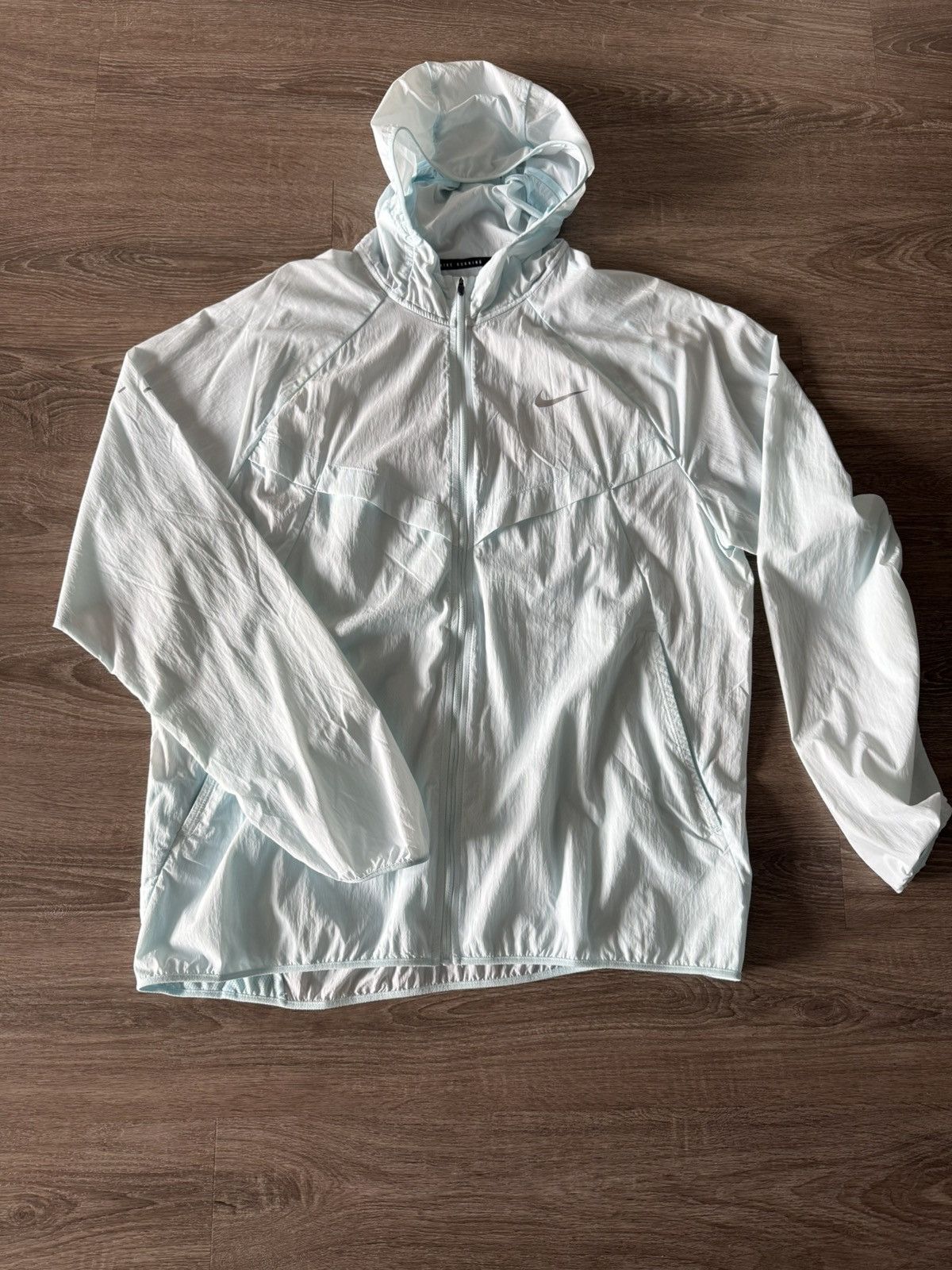 Nike Nike Stride Icy Blu running jacket Size US L / EU 52-54 / 3 - 1 Thumbnail