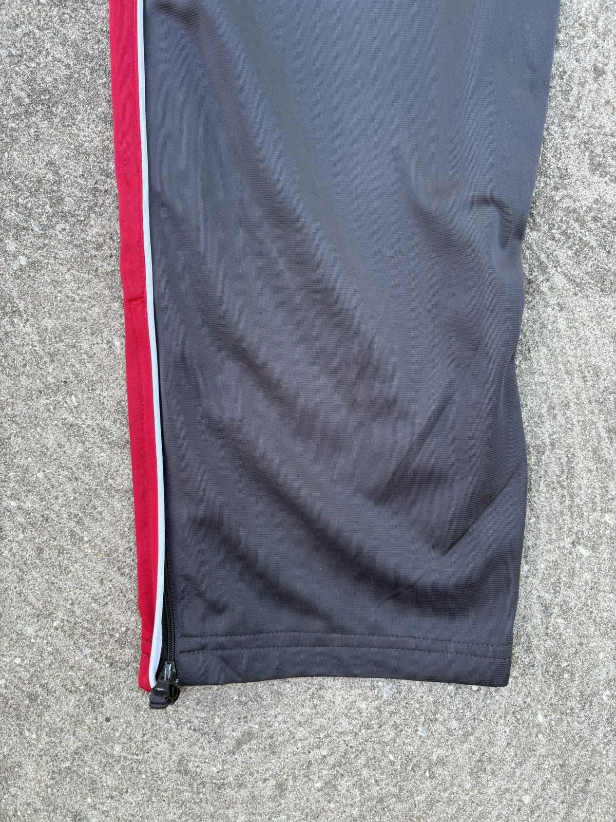 Vintage Vintage Sportswear Sweatpants Streetwear Large Grey Red Size US 34 / EU 50 - 11 Thumbnail