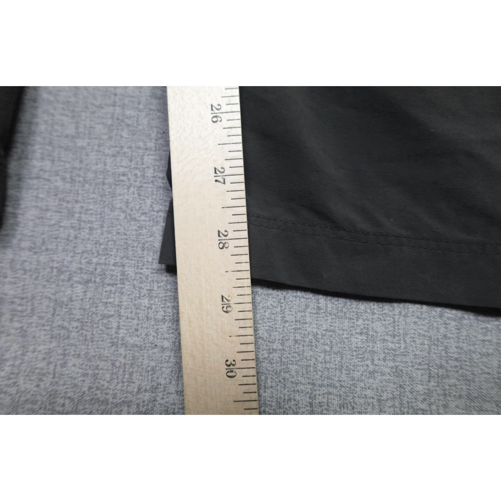 Vintage L.L. Bean Convertible Pants Mens 40x30 Gray Hiking Nylon Stretch Zip Off Khakis Pants Size US 40 / EU 56 - 7 Thumbnail