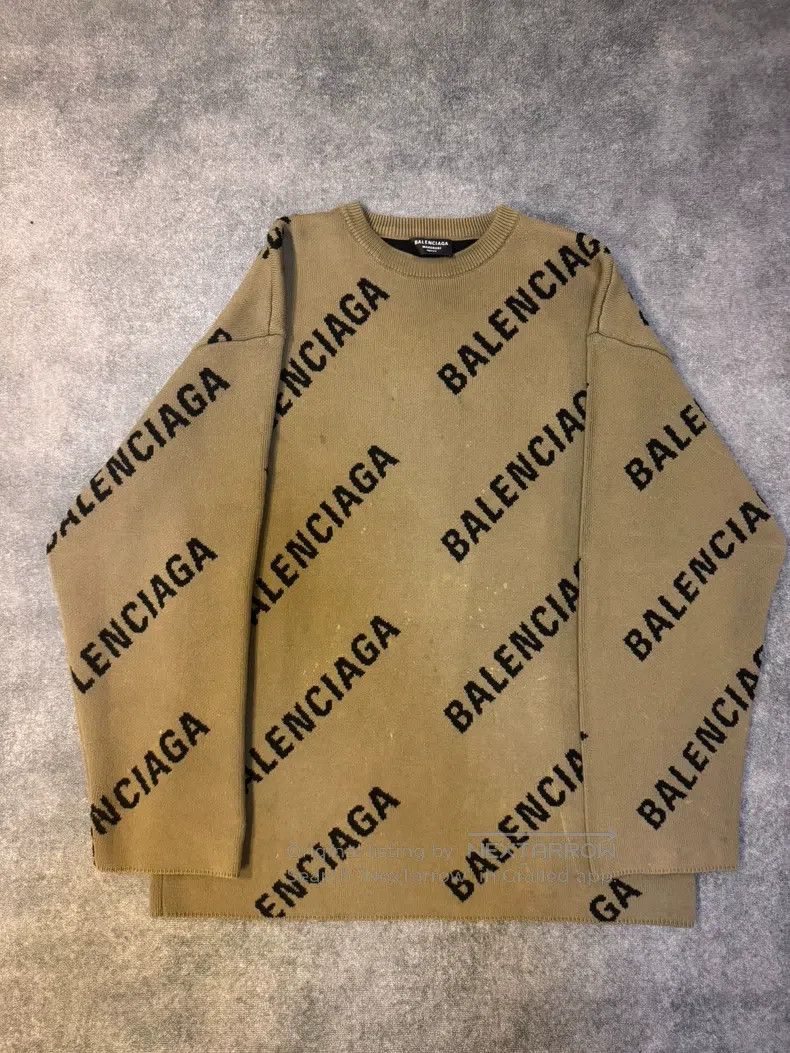 Balenciaga Balenciaga Logo Full Print Crew Neck Long Sleeve Sweater Size US M / EU 48-50 / 2 - 1 Thumbnail