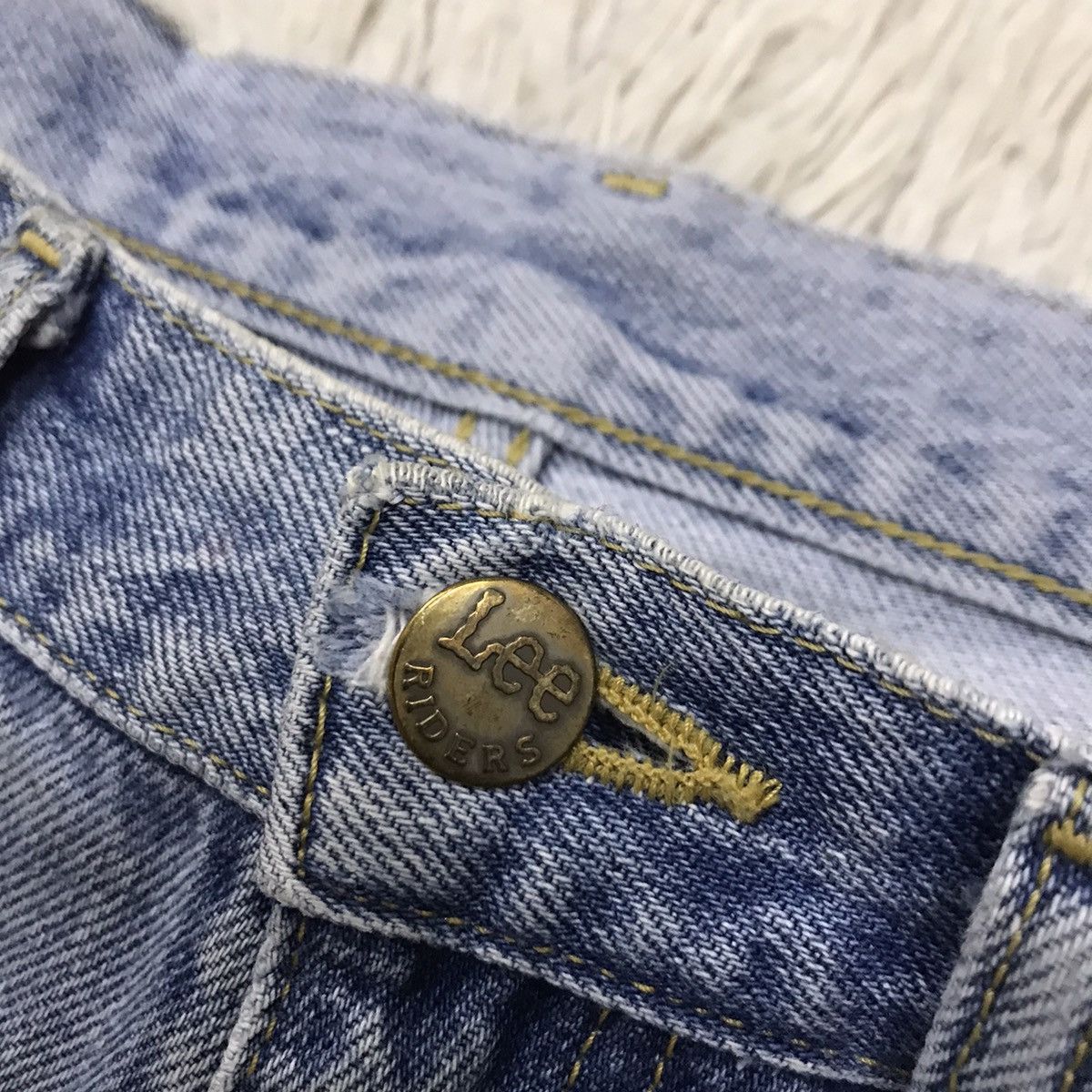 Lee Vintage Lee Straight Cut Distressed DenimJeans Size US 27 - 14 Thumbnail