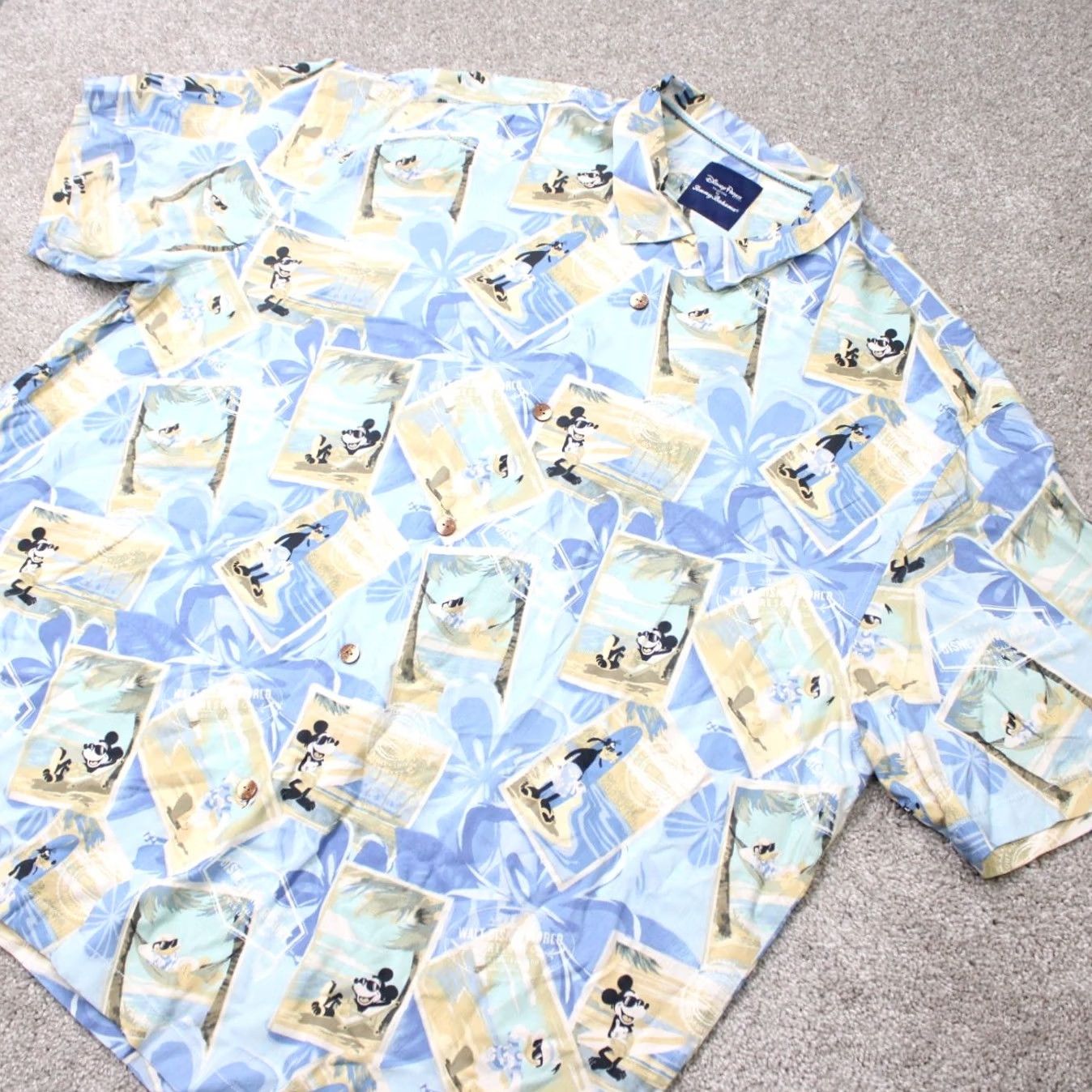 Tommy Bahama VINTAGE Tommy Bahama x Disney Parks Shirt Mens 3XL Blue Mickey Goofy Silk Hawaiian S/S Size US XXL / EU 58 / 5 - 3 Thumbnail