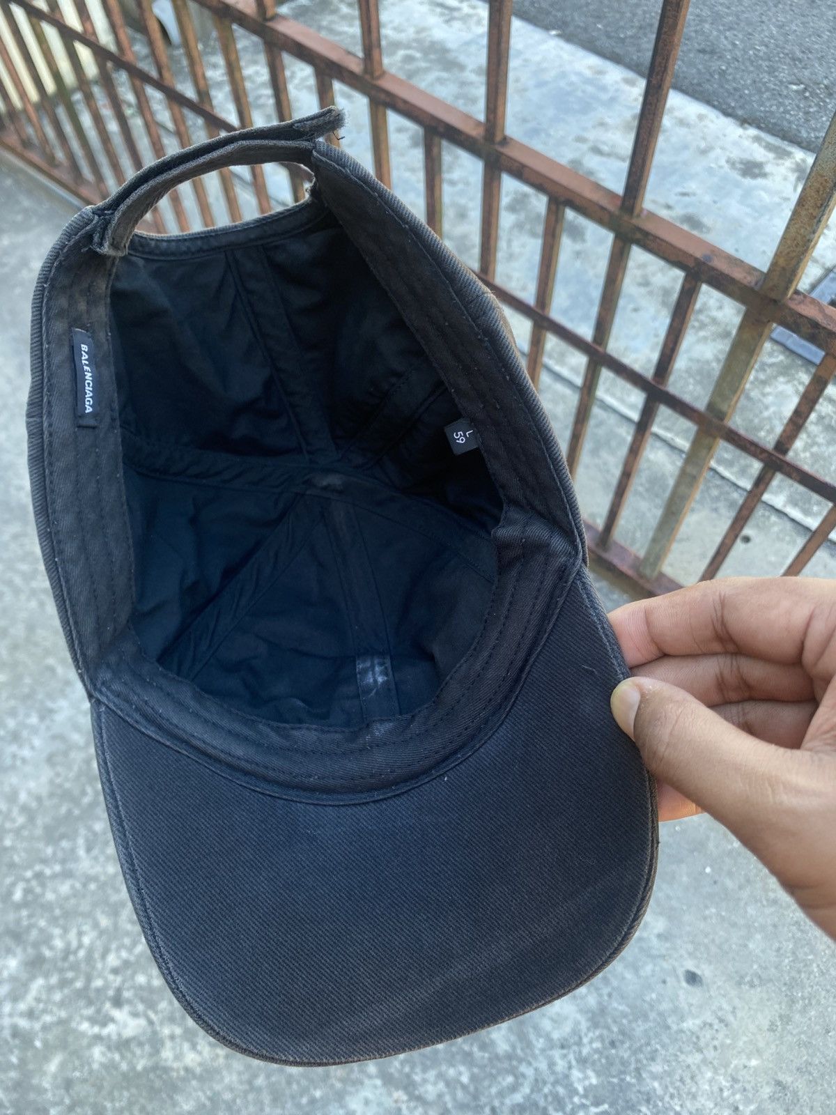 Balenciaga Balenciaga brim logo cap - sunfaded Size ONE SIZE - 5 Thumbnail