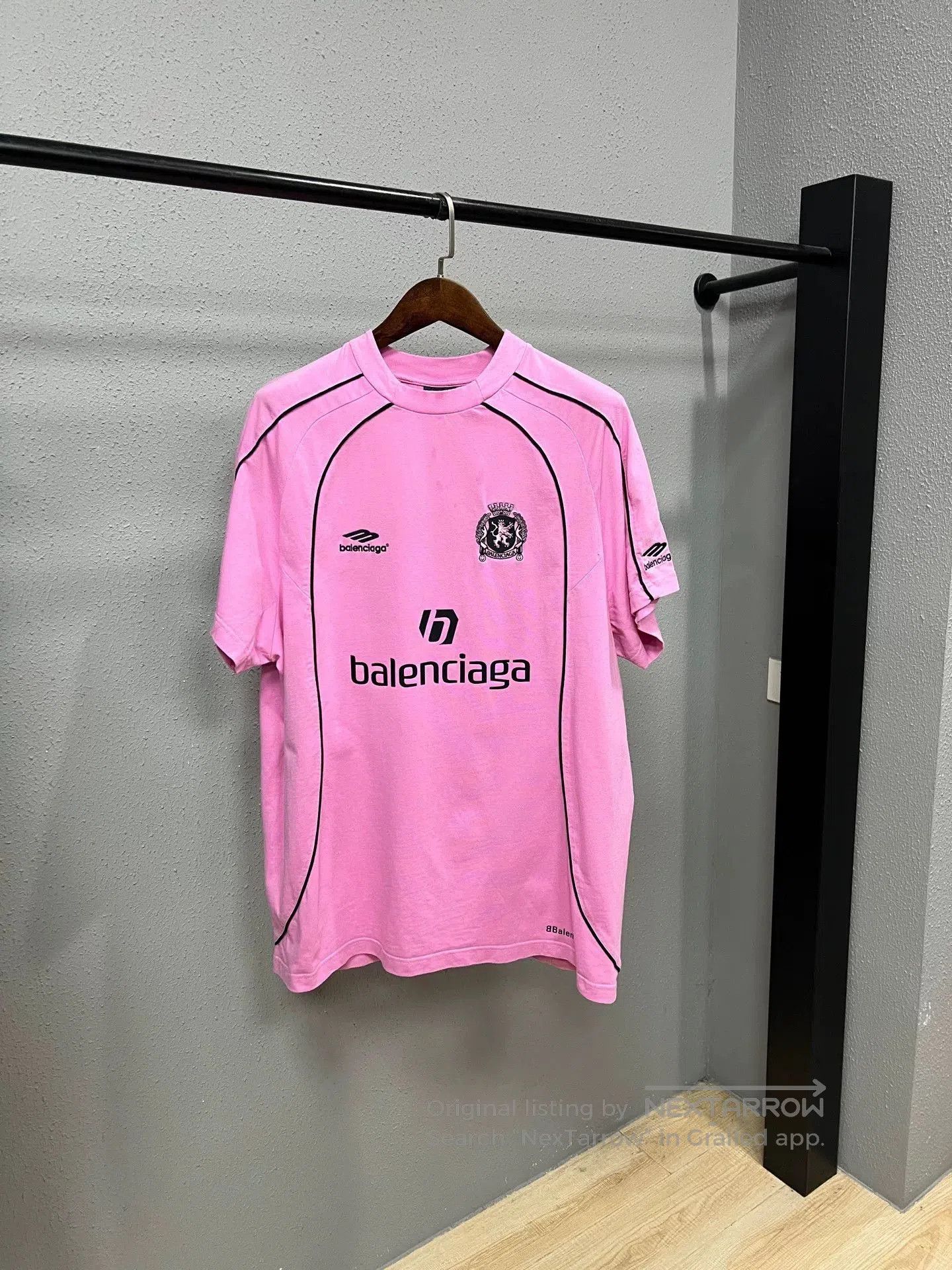 Balenciaga pink paris short sleeve jersey by balenciaga. Size US XS / EU 42 / 0 - 1 Thumbnail