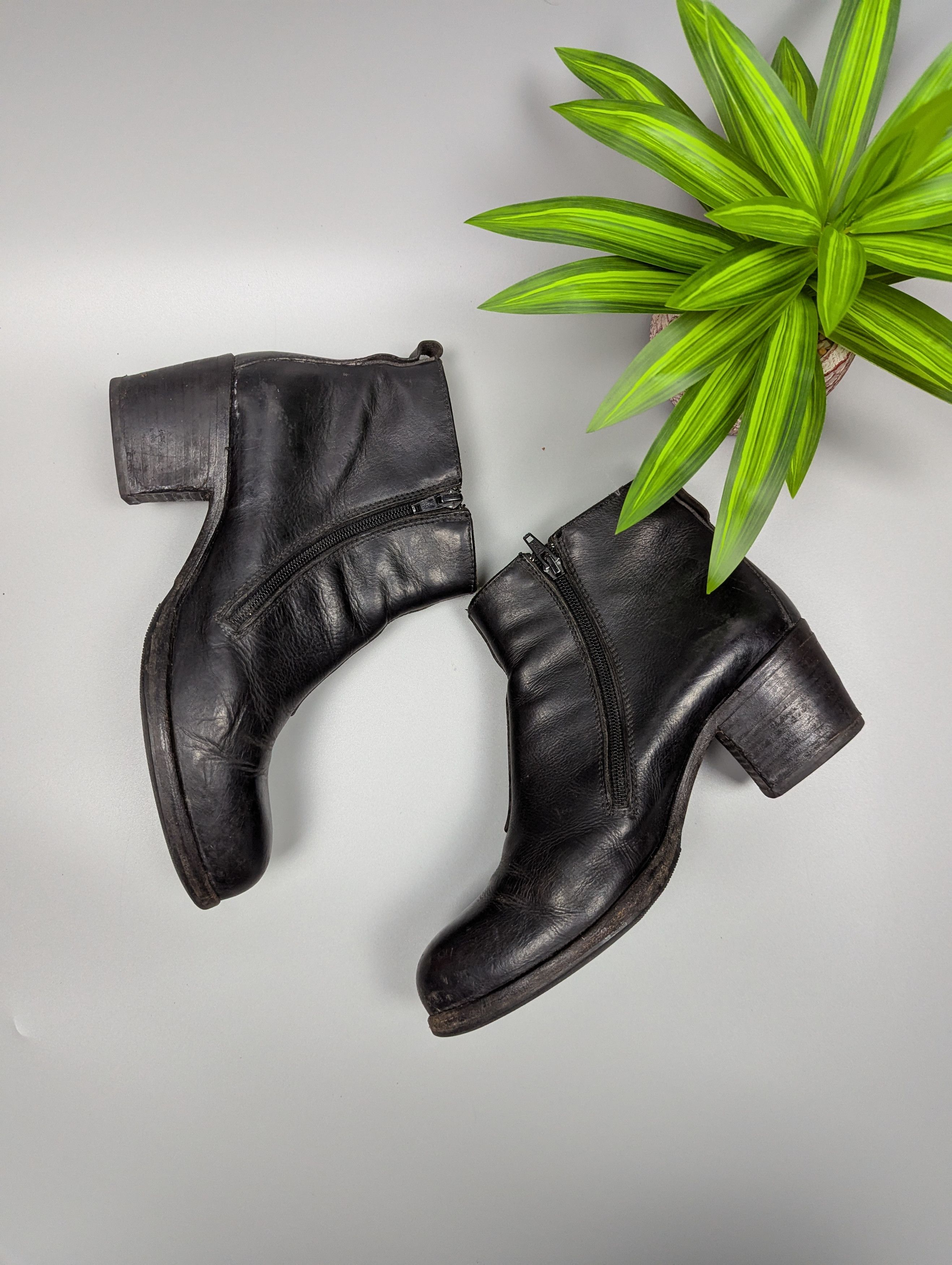 MoMA MOMA Vintage Y2k Avant Garde Womens Black Leather Ankle Boot Size US 10 / IT 40 - 4 Thumbnail
