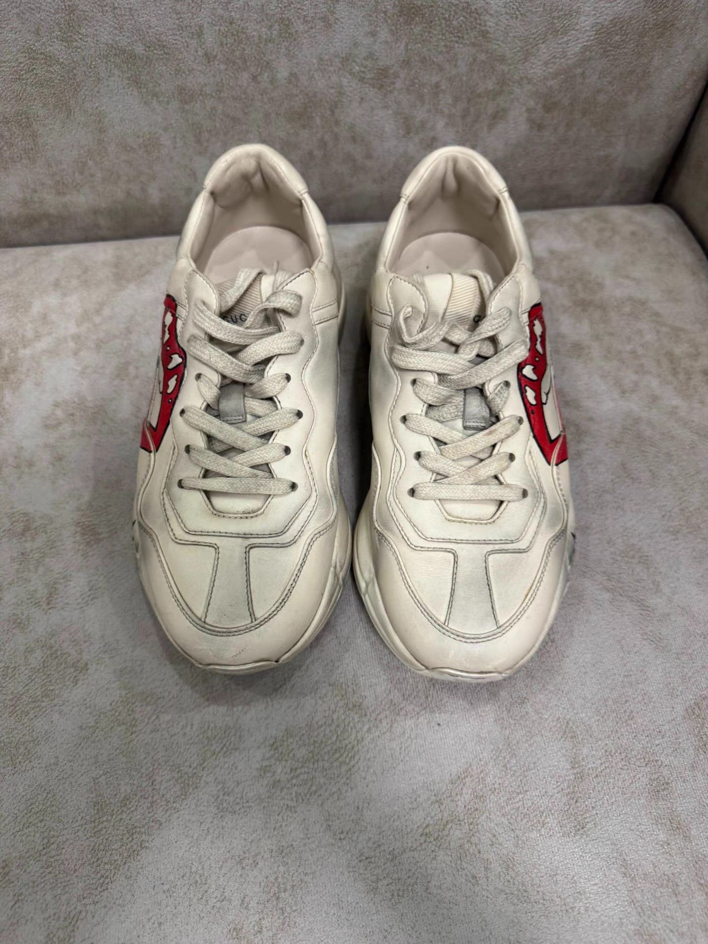 Gucci GUCCI Rhyton Lip Print Low-Top Sneakers K13 Size US 7 / IT 37 - 1 Thumbnail