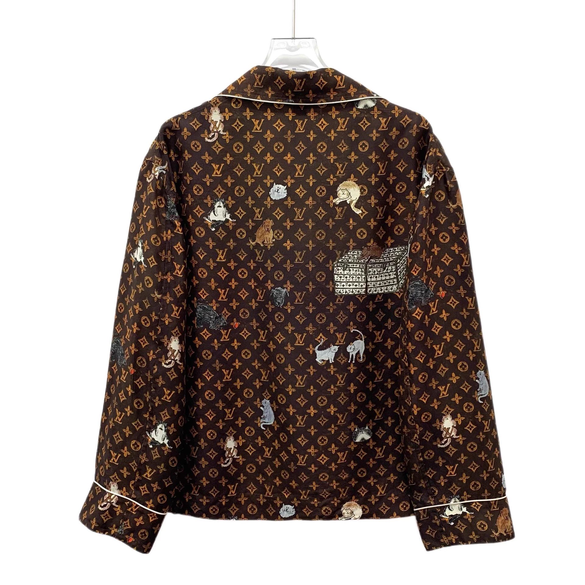 Louis Vuitton KW0149 Louis Vuitton Brown Monogram Print Silk Shirt Size S / US 4 / IT 40 - 2 Thumbnail