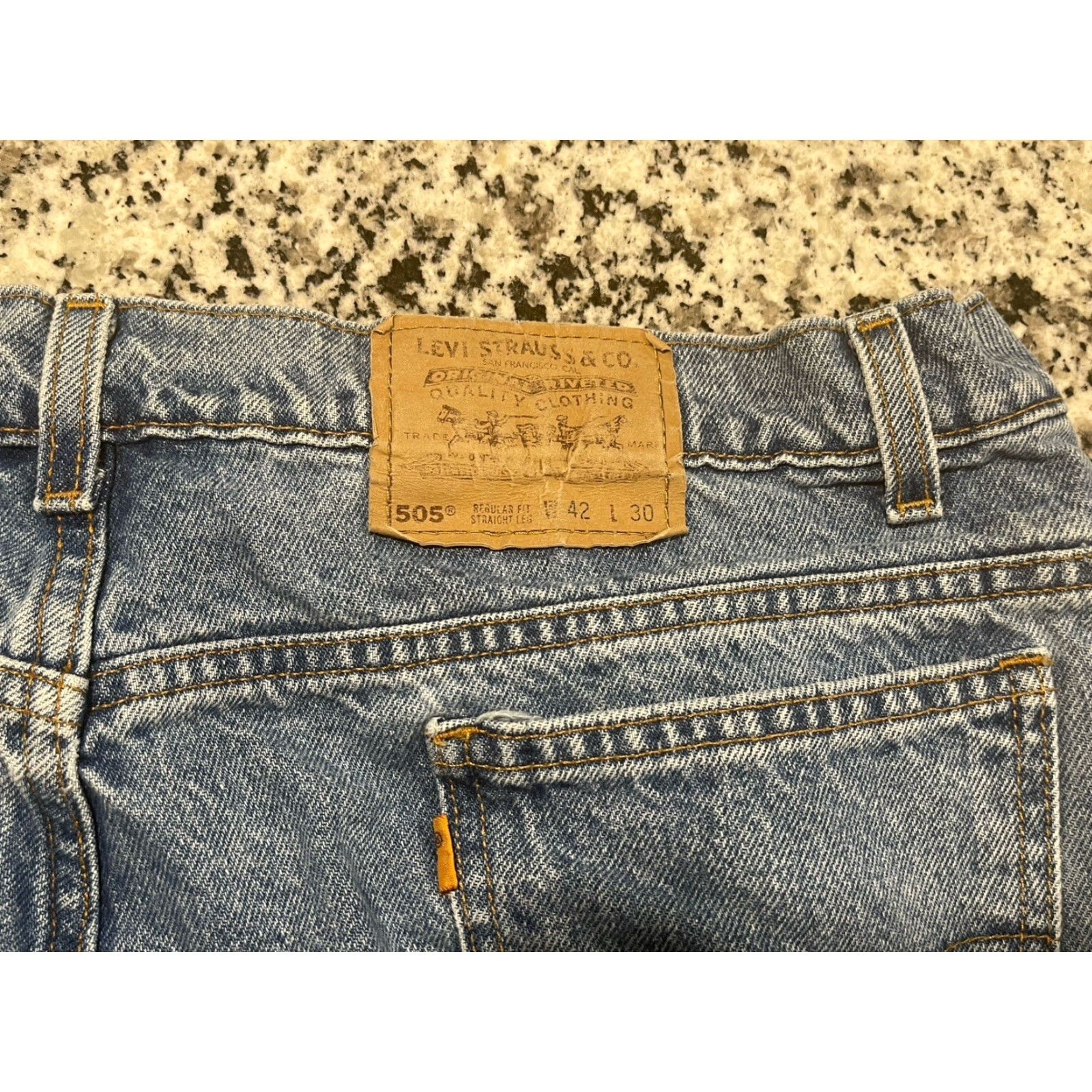 Levi's VINTAGE Levi’s Jeans Men 38x29.5 Orange Tab 505 Made In USA Reg Fit Straight Leg 90’s Size US 38 / EU 54 - 6 Thumbnail