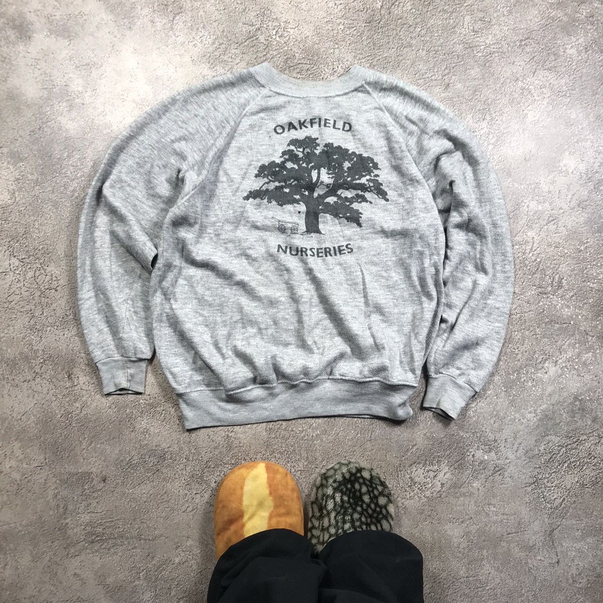 Vintage Vintage Oakfield Nurseries Graphic Tee Sun Faded Streetwear Size US M / EU 48-50 / 2 - 2 Thumbnail