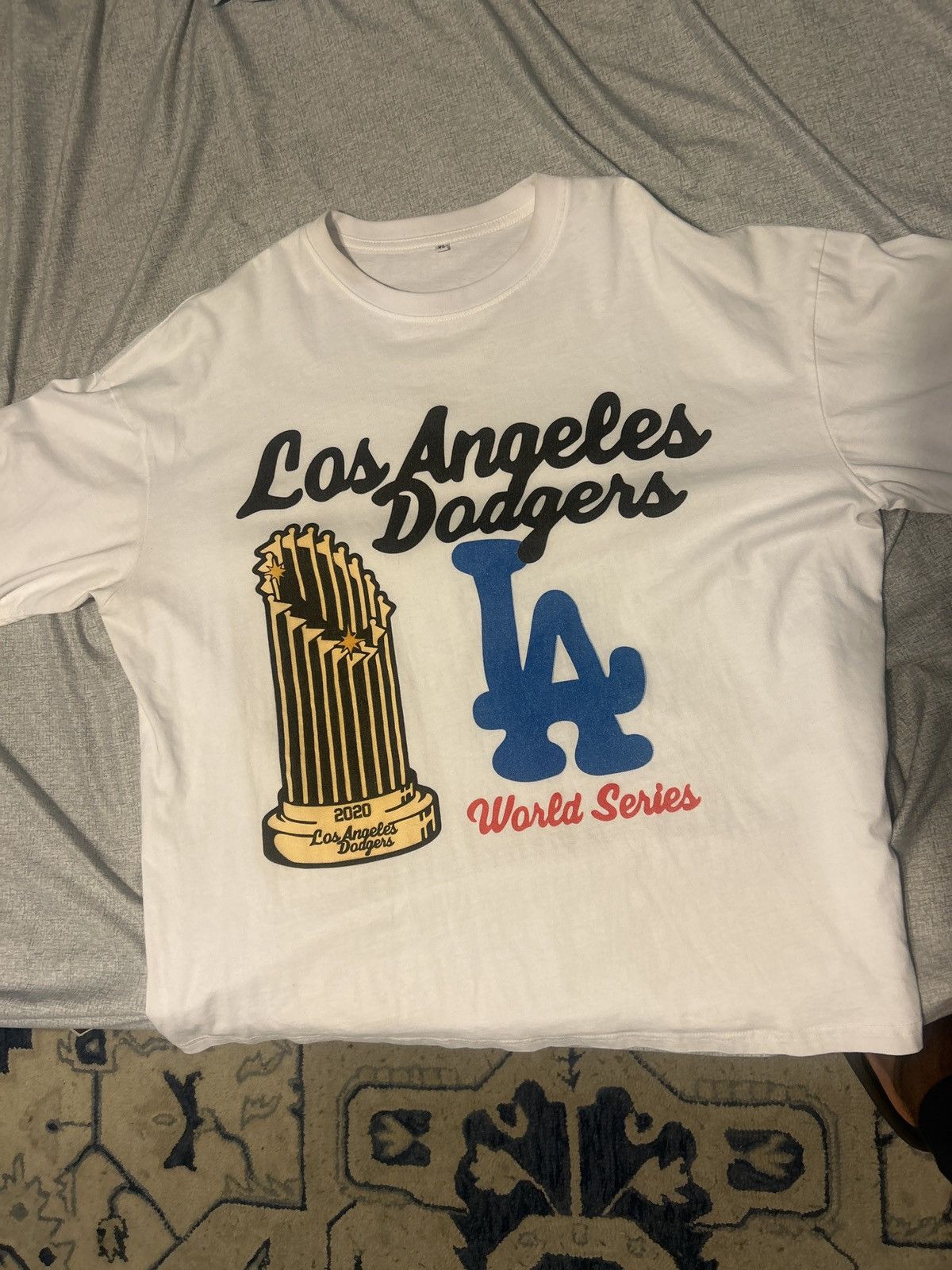 Other Red Letters Los angeles Dodgers shirt Size US XL / EU 56 / 4 - 1 Preview