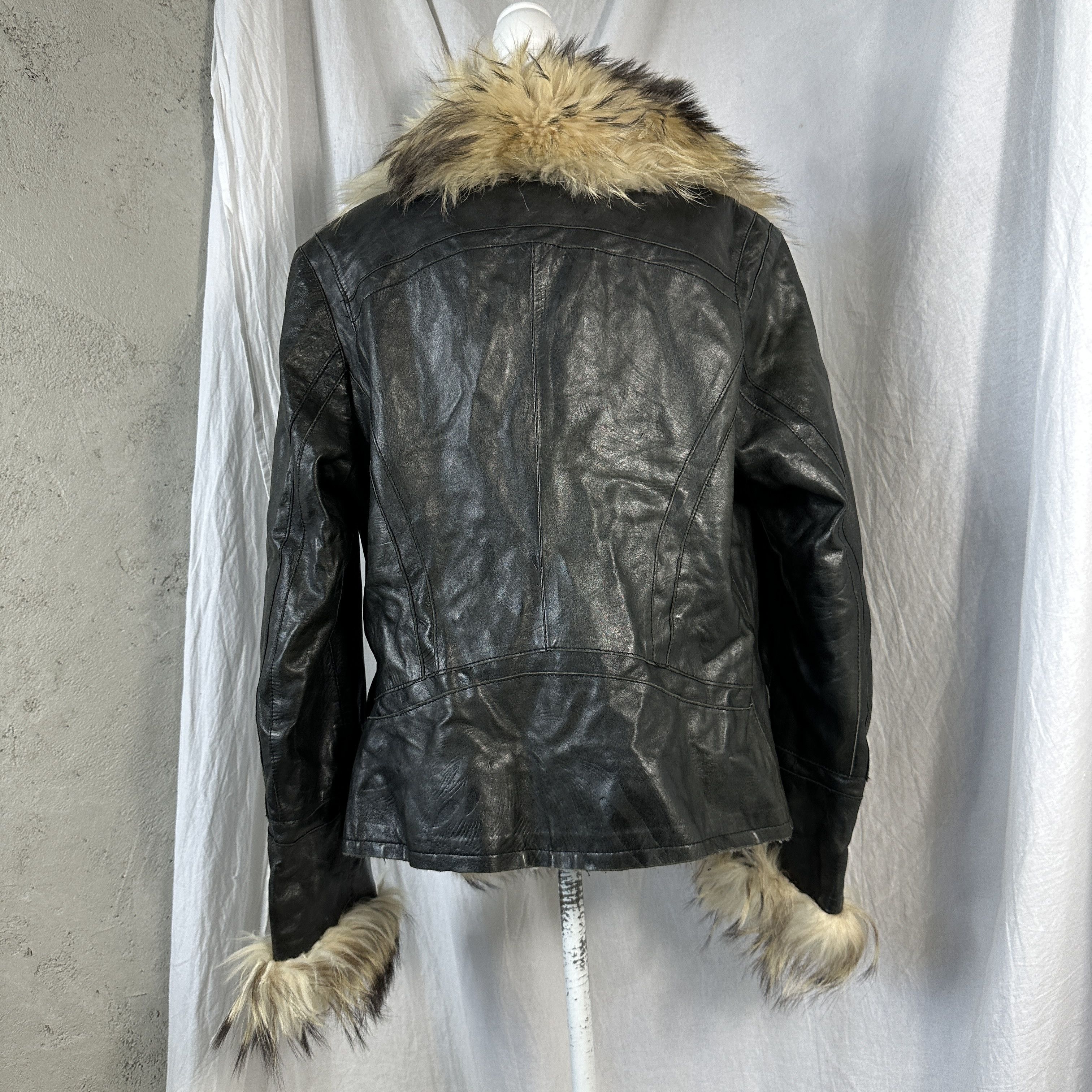 Vintage Vintage Avant Garde Real Leather & Fur Opium 90s Jacket Size M / US 6-8 / IT 42-44 - 4 Thumbnail