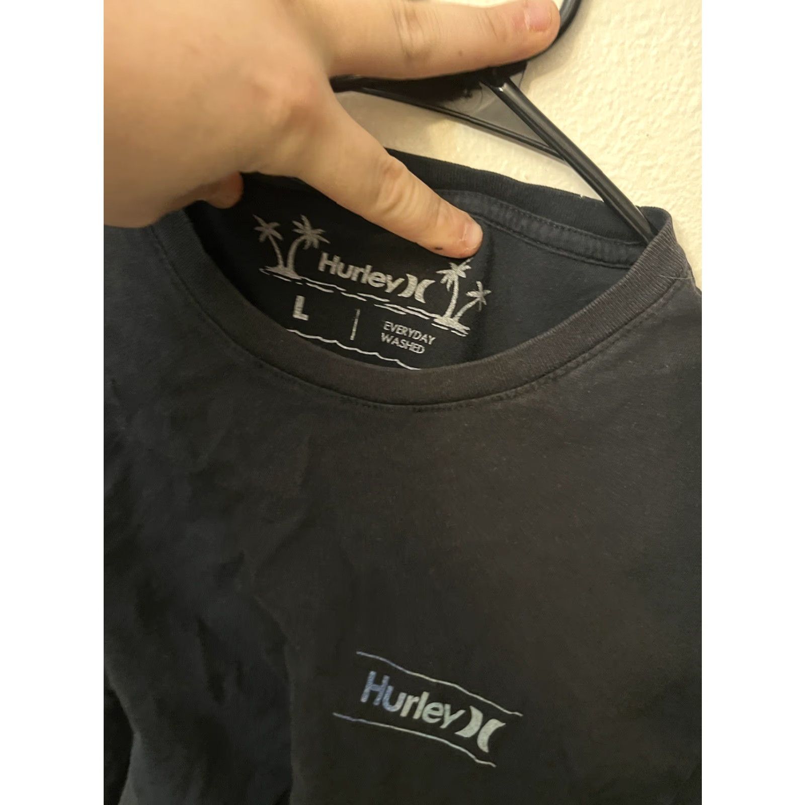 Hurley VINTAGE Hurley Men’s T-Shirt Short Sleeve Logo Crew Neck Black Large Casual Surfing Beach 2010s Size US L / EU 52-54 / 3 - 3 Thumbnail