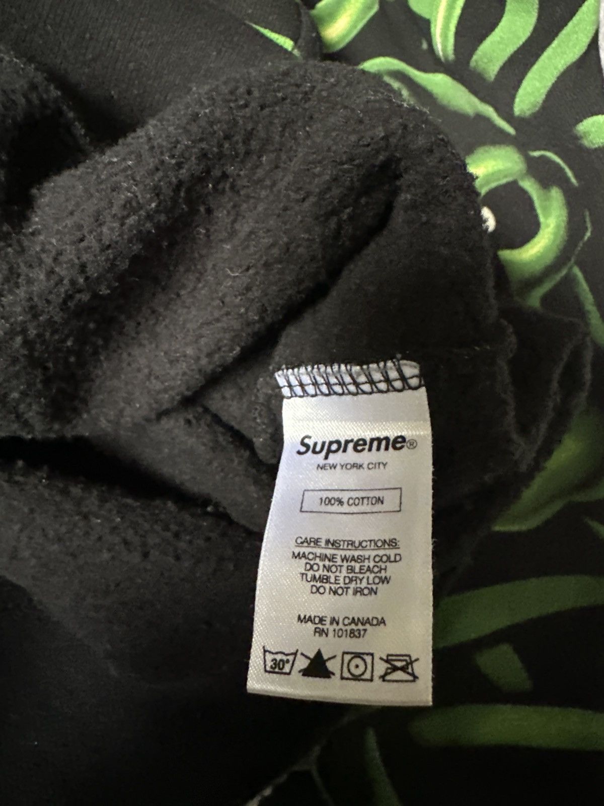 Supreme Supreme skullpile (2018) Size US L / EU 52-54 / 3 - 6 Thumbnail