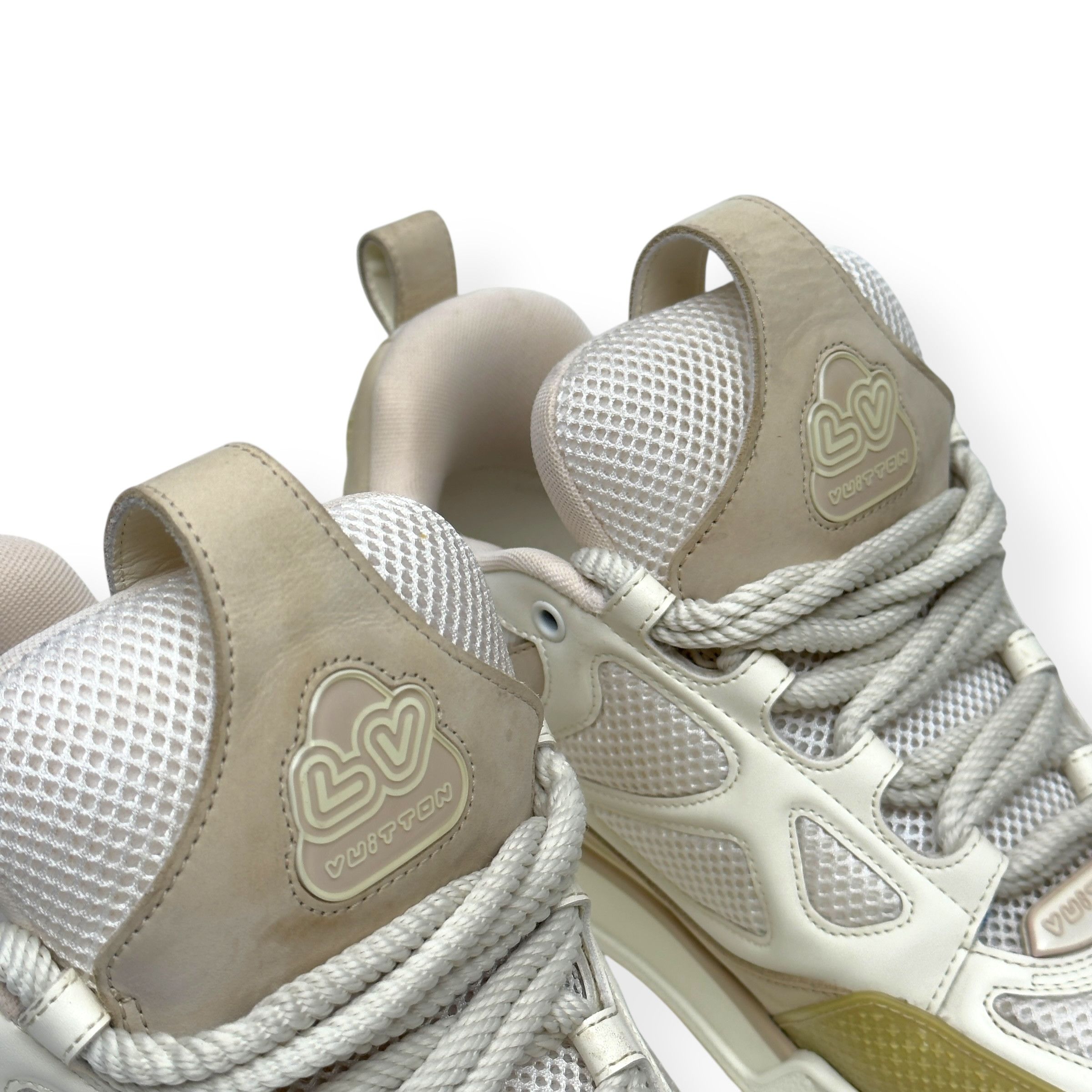 Louis Vuitton LOUIS VUITTON LV SKATE SNEAKER LUXURY BEIGE UK8.5 Size US 9.5 / EU 42-43 - 7 Thumbnail
