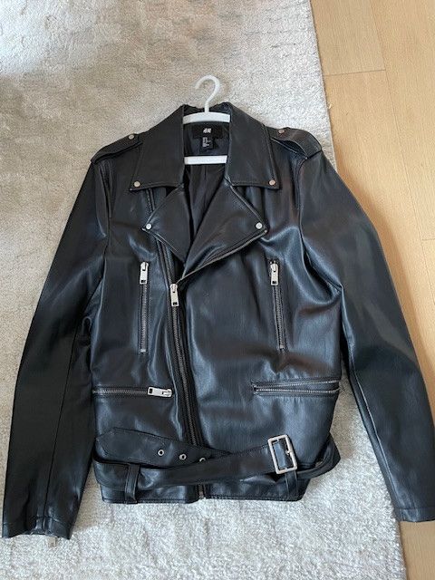 H&M H&M Black Leather Jacket with Belt (Size M) Size US M / EU 48-50 / 2 - 2 Thumbnail