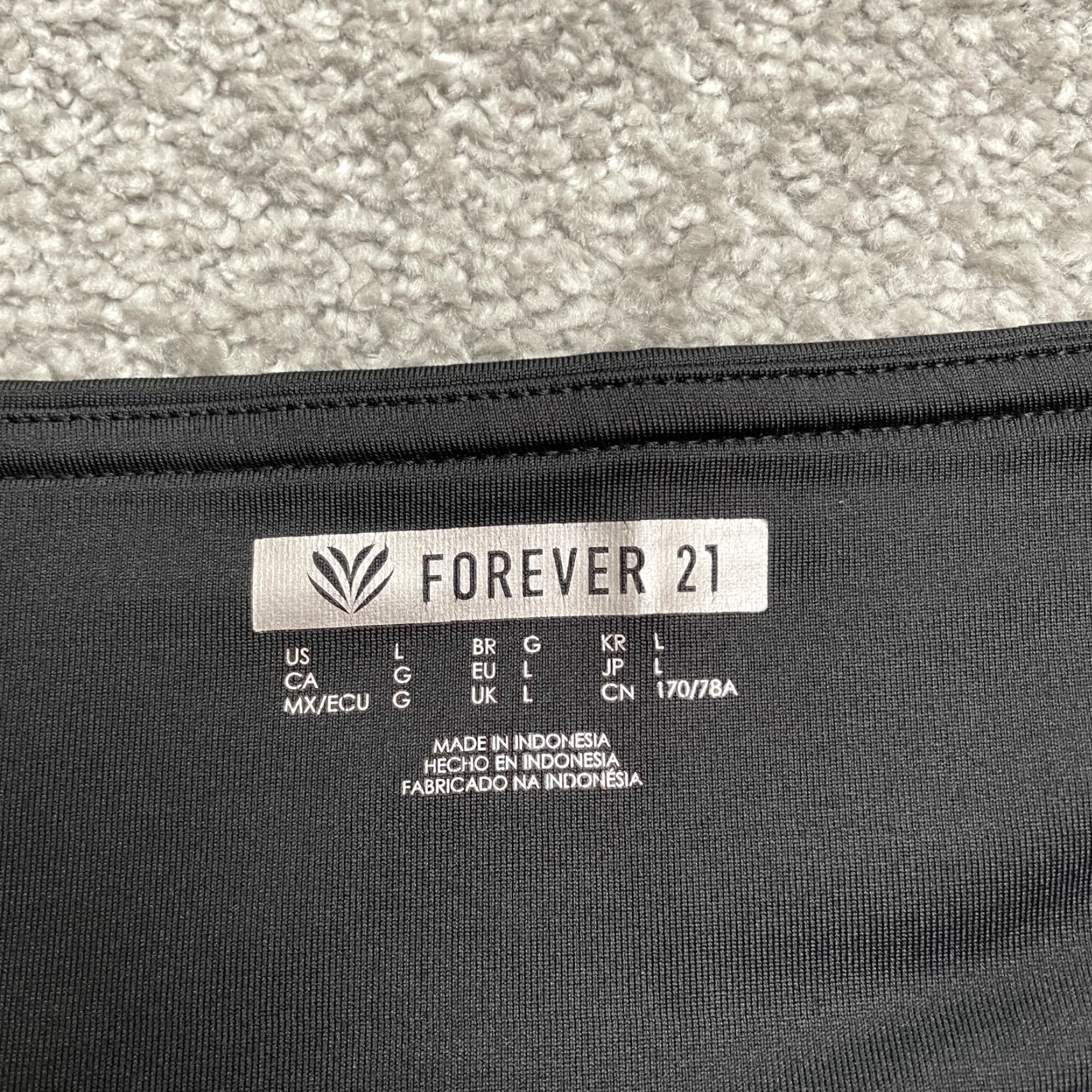 Forever 21 Forever 21 Biker Compression Shorts Womens L Black Active Stretch Athletic Size 36" / US 14 / IT 50 - 4 Thumbnail