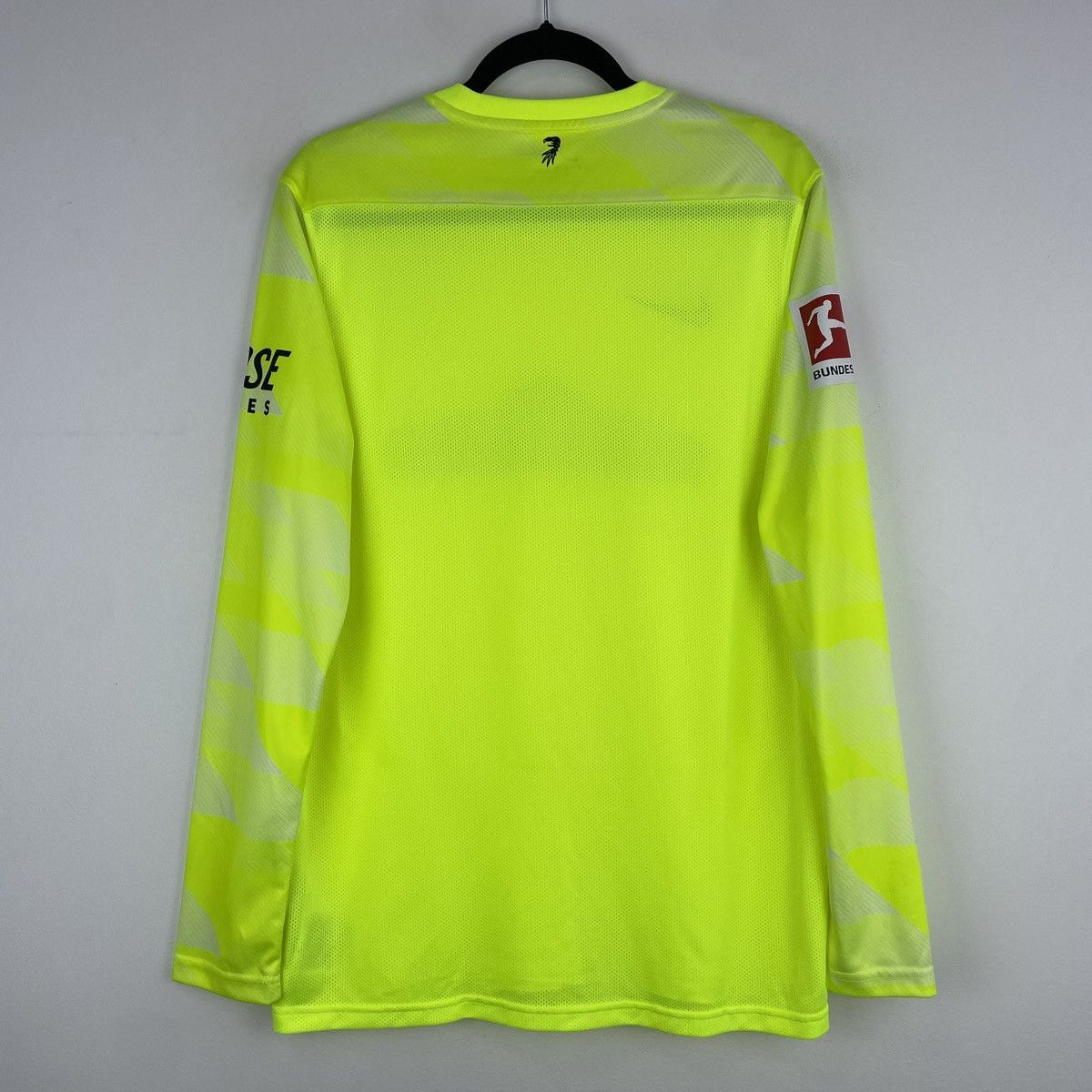 Nike SC Freiburg Goalkeeper Jersey Nike Shirt Neon GK 2021/2022 Size US L / EU 52-54 / 3 - 7 Thumbnail