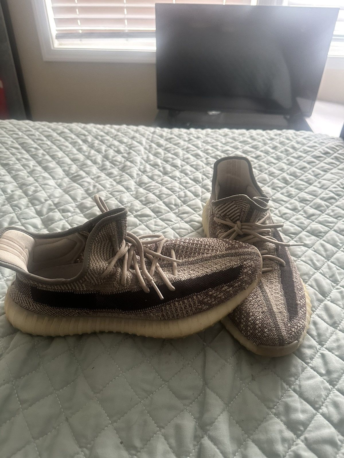 Yeezy Adidas Yeezy Boost 350 V2 Zyon Size US 12 / EU 45 - 2 Thumbnail
