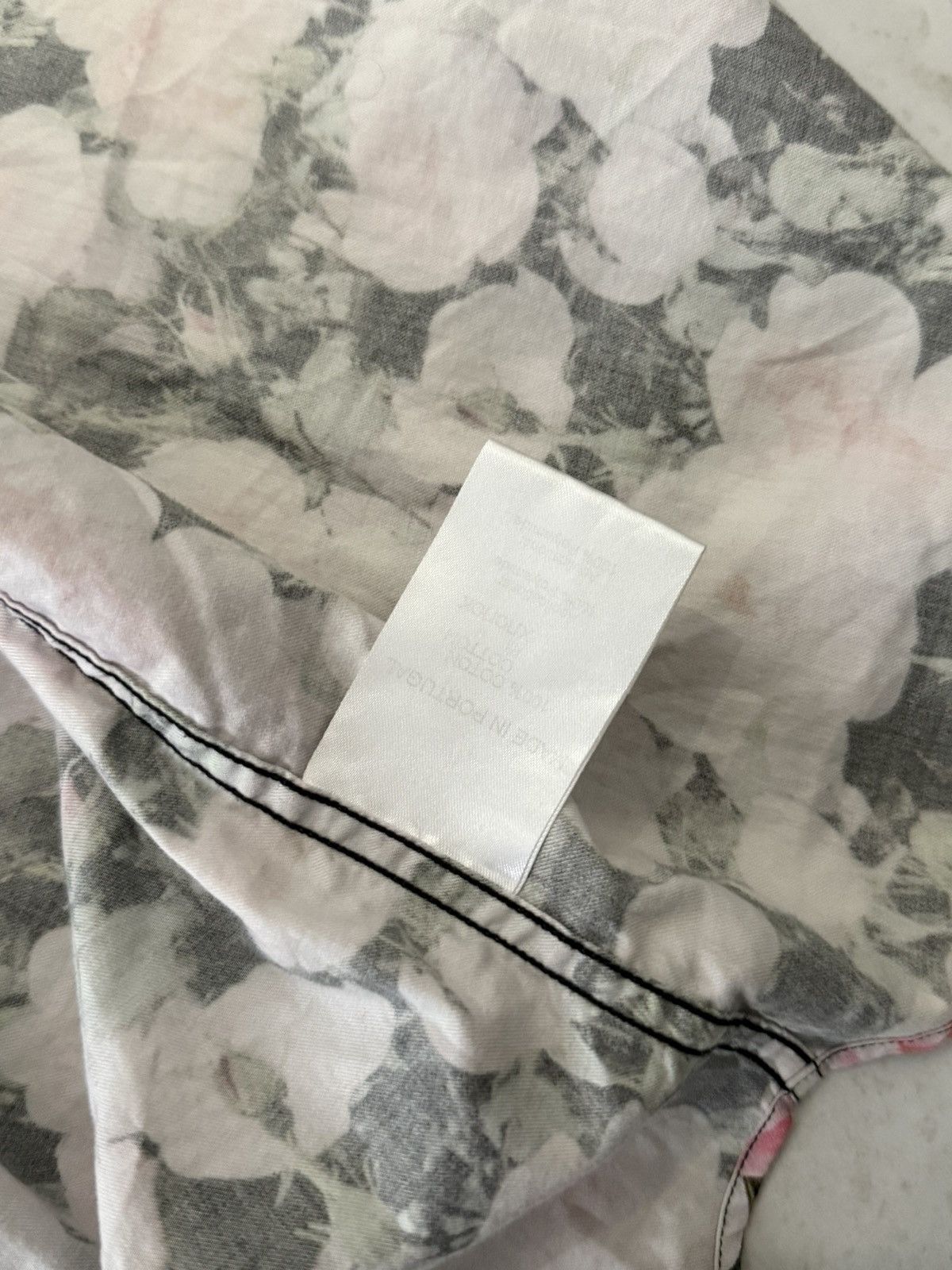 Givenchy Givenchy FW13 Runway Rose Pattern Shirt *Ricardo Tisci* Size US M / EU 48-50 / 2 - 10 Thumbnail