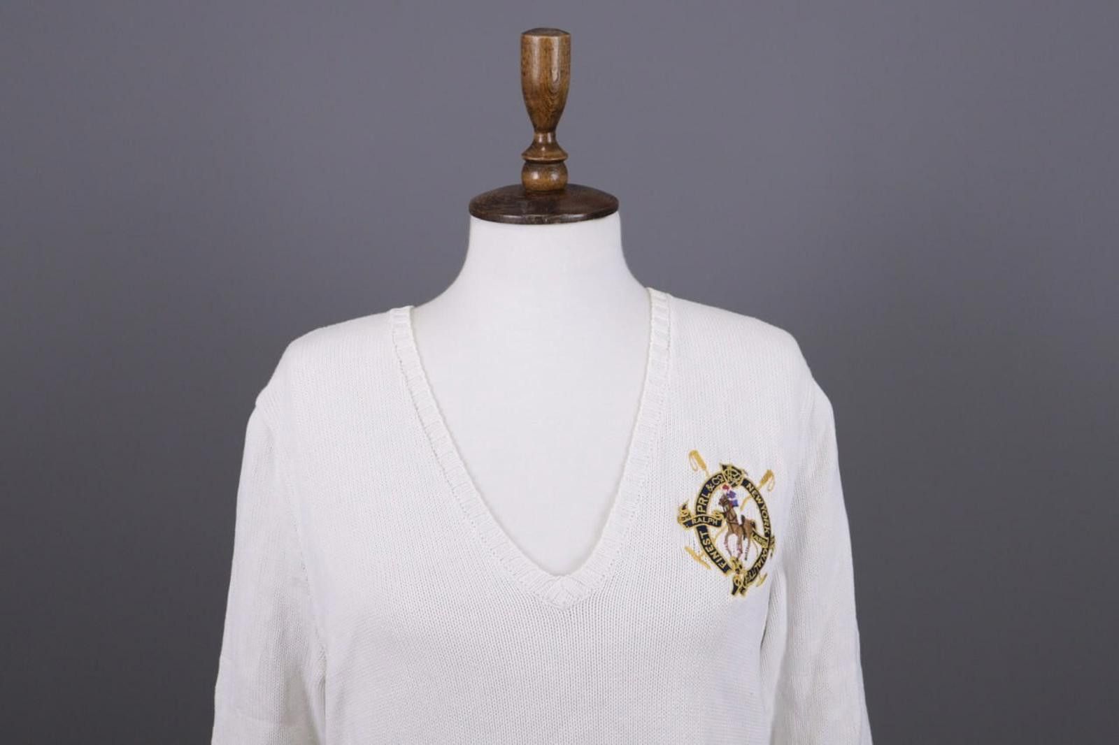 Ralph Lauren Sport Ralph Lauren Sport White V-Neck Knit Sweater Size XL Size XL / US 12-14 / IT 48-50 - 2 Thumbnail