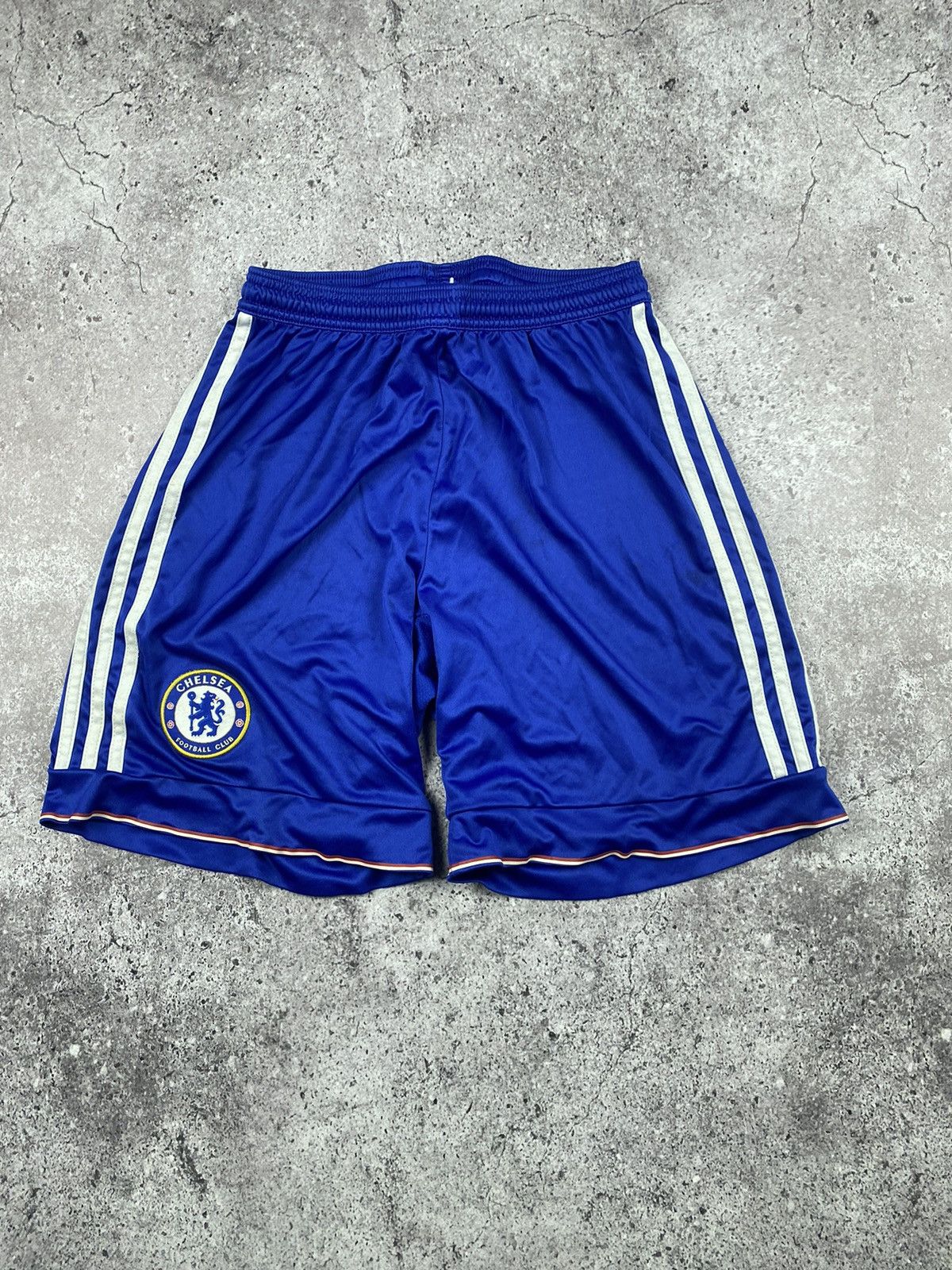 Adidas Adidas Chelsea Vintage Soccer Jersey Y2K Shorts Size US 30 / EU 46 - 2 Thumbnail