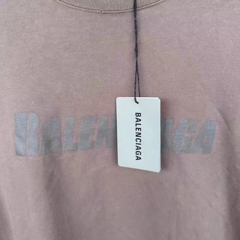 Balenciaga Balenciaga Khaki Worn Big Hole Short Sleeve Size US S / EU 44-46 / 1 - 3 Thumbnail