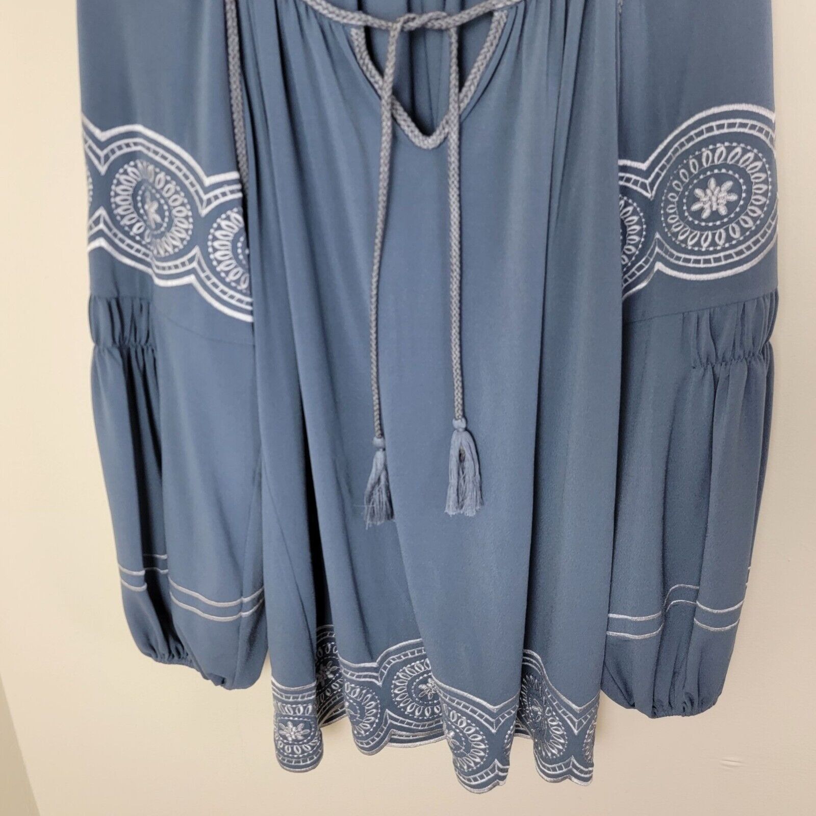 Adrianna Papell Adrianna Papell Embroidered Peasant Blouse Balloon Sleeve Size M / US 6-8 / IT 42-44 - 12 Thumbnail