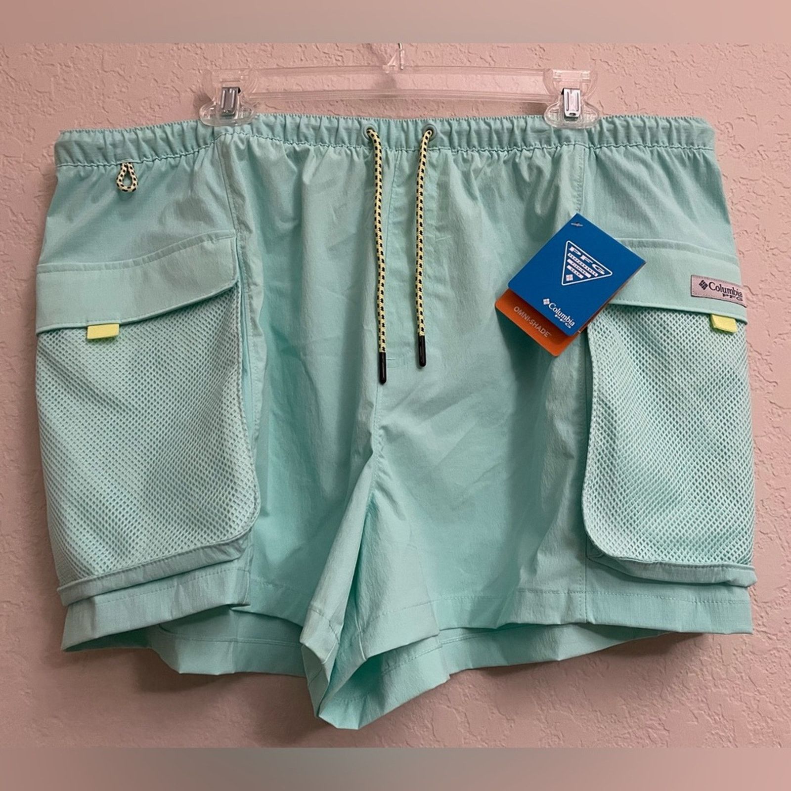 Columbia Columbia PFG Open Water Shorts 3” Omni-Shade UPF50 Womens XL Size 40" / US 18 - 1 Thumbnail